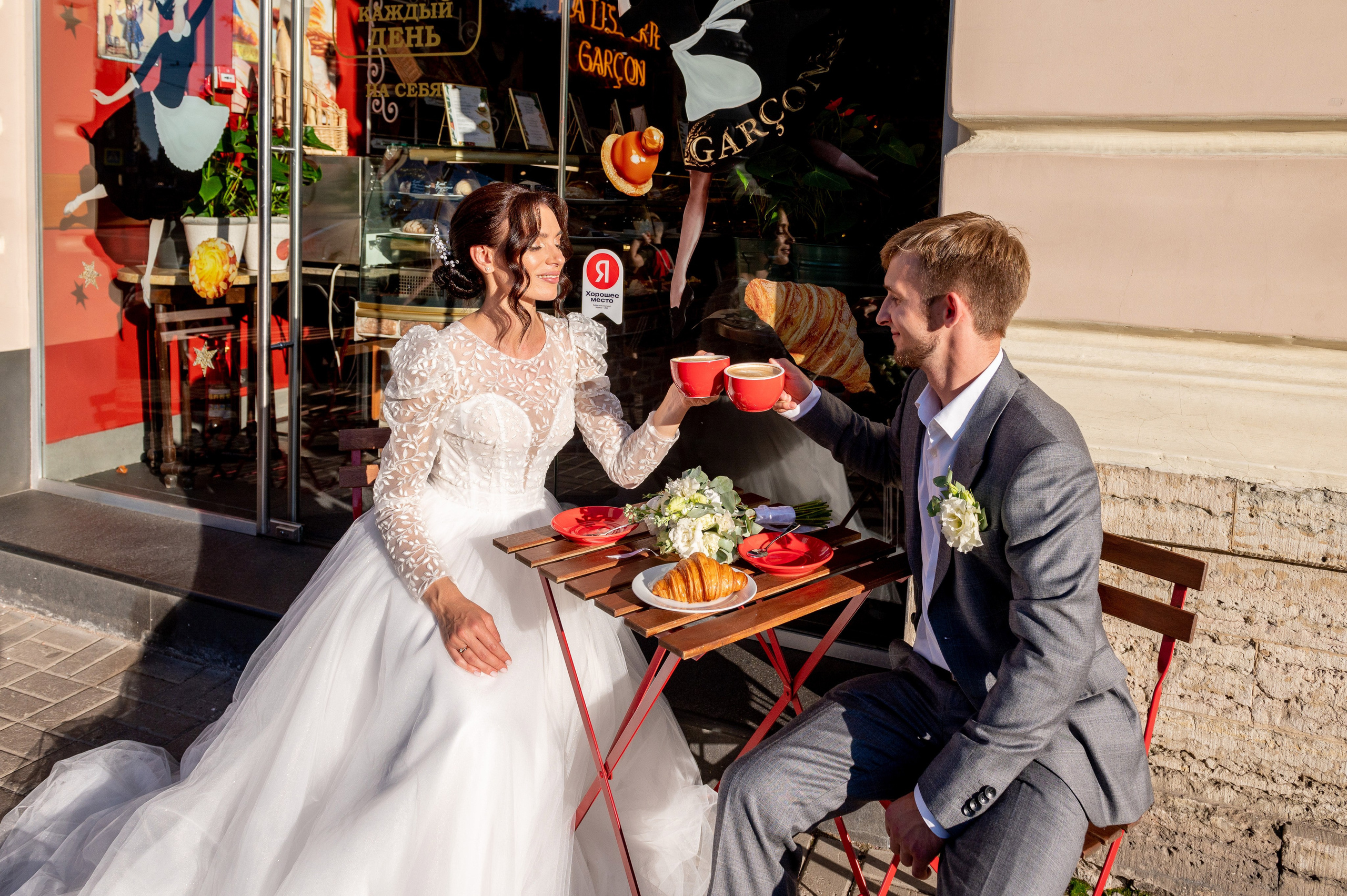 Кирилл и Анжела (круассаны, кофе и фотосессия в Летнем саду). Портретный, семейный и свадебный фотограф в Санкт-Петербурге и в Пушкине Ширяев Денис