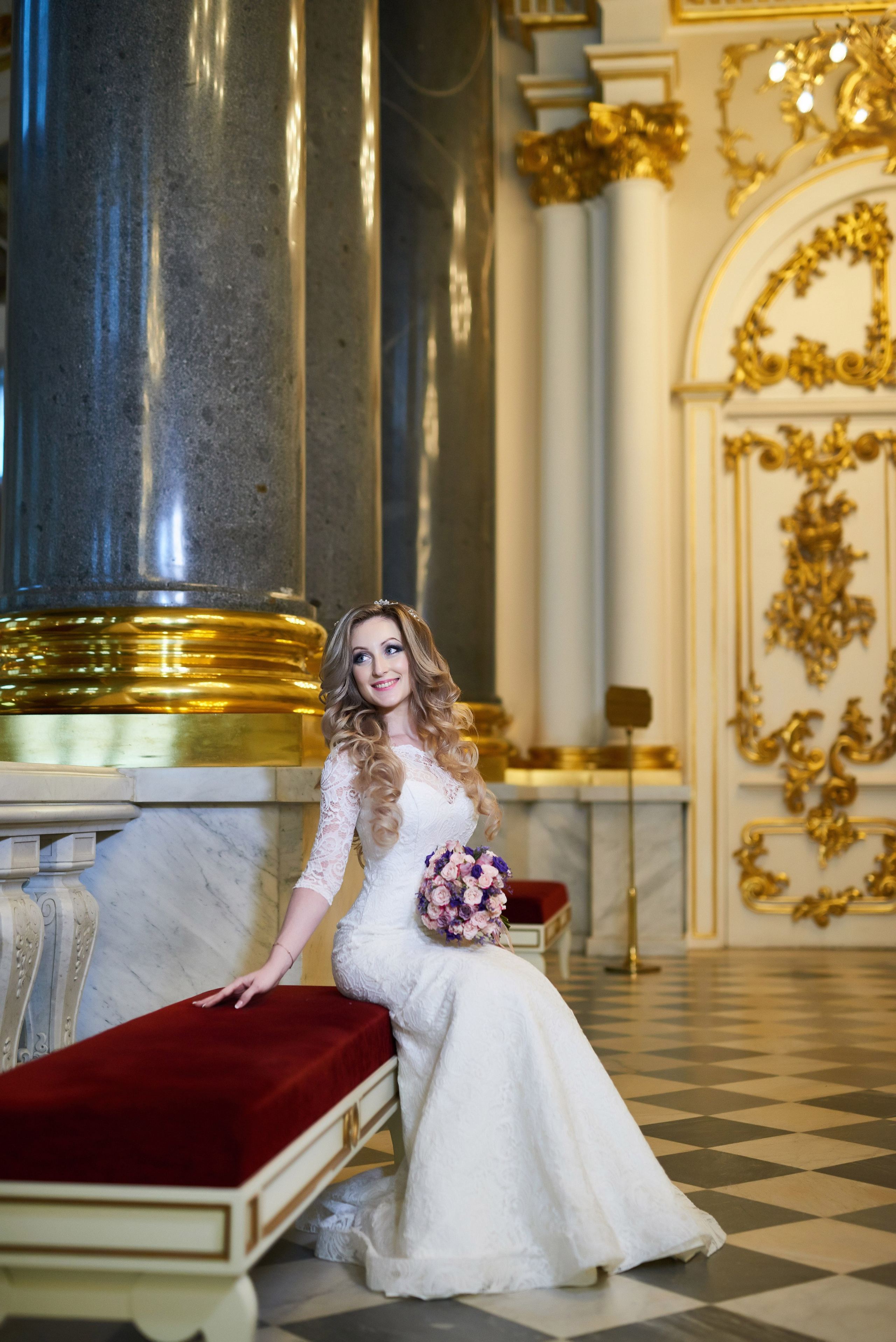 Илона и Андрей (фотосессия в ночном Эрмитаже). Портретный, семейный и свадебный фотограф в Санкт-Петербурге и в Пушкине Ширяев Денис