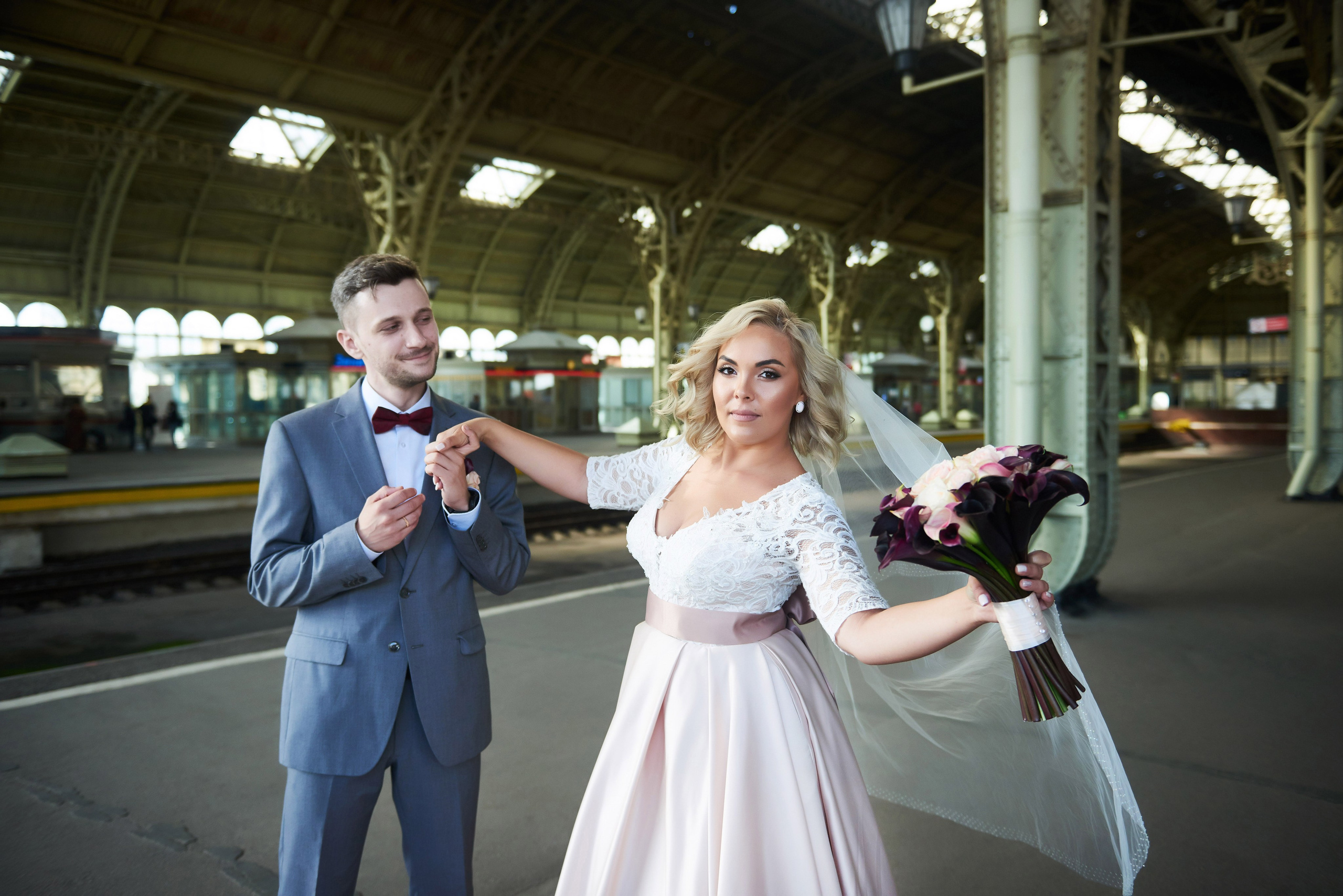 Марта и Анатолий (фотосессия на Витебском вокзале). Портретный, семейный и свадебный фотограф в Санкт-Петербурге и в Пушкине Ширяев Денис