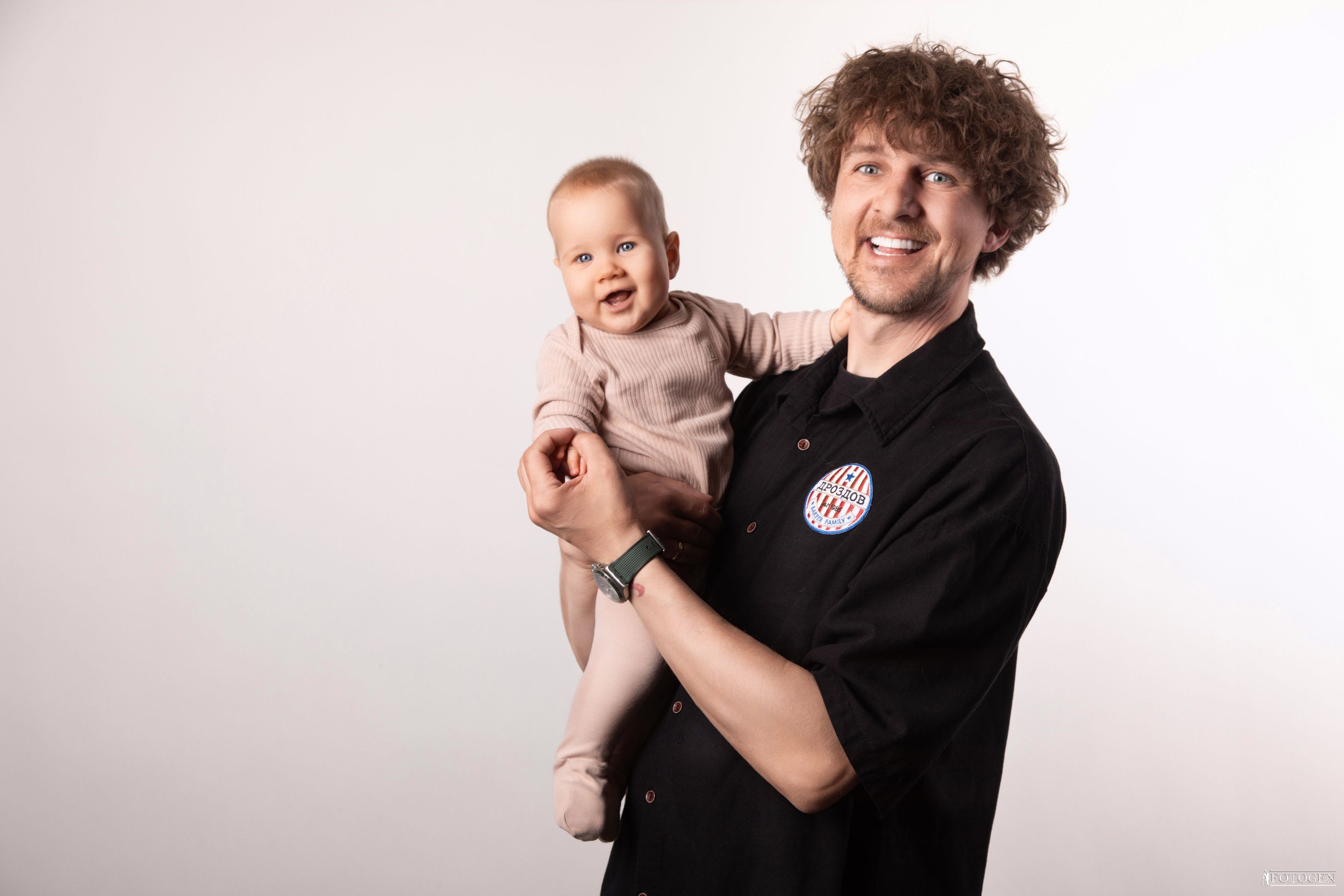 Фотосессия: папа с детьми | Портфолио Fotogen. Интерьерная фотостудия FOTOGEN г. Краснодар