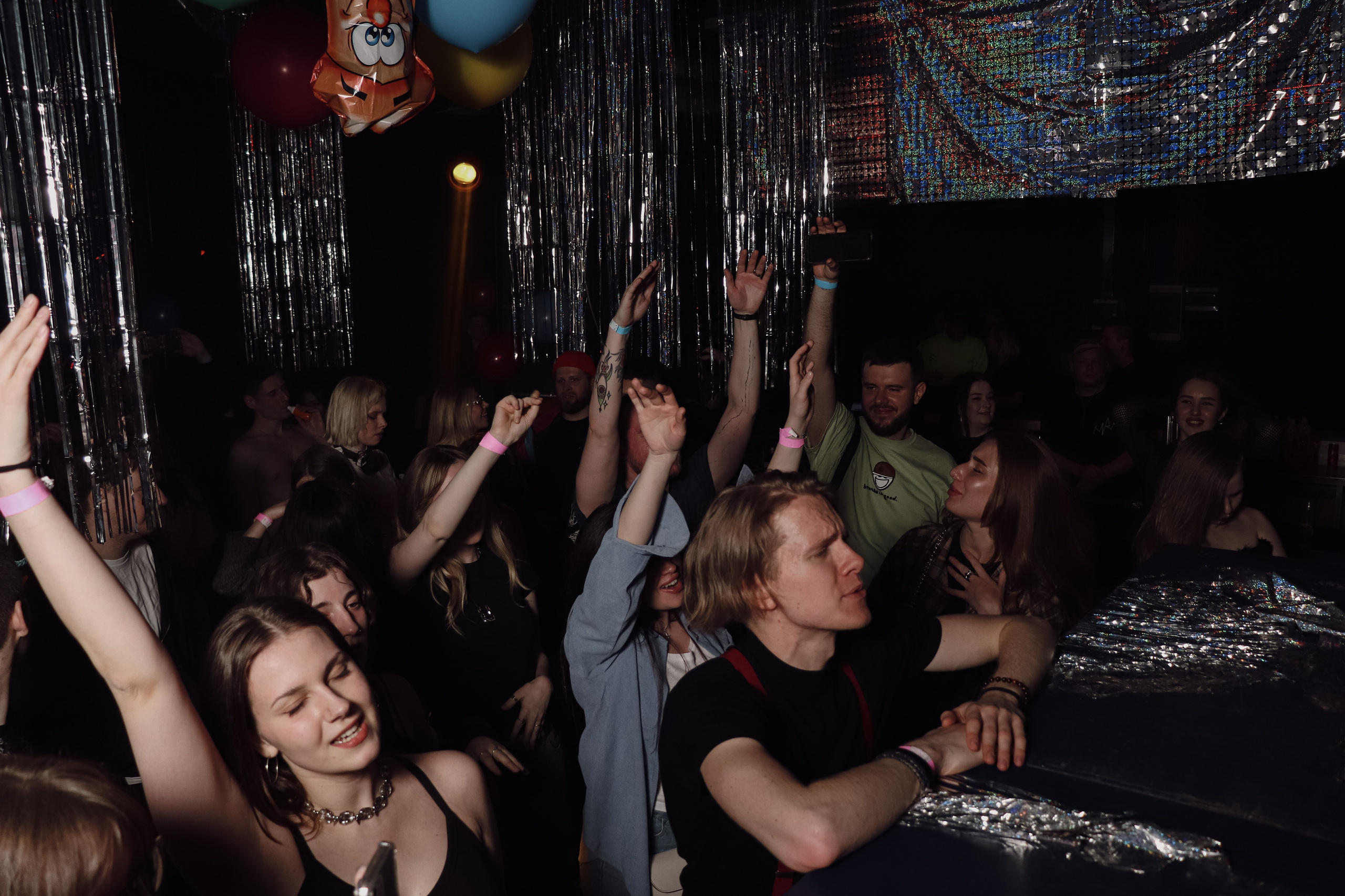 Клуб Ритмы — цирк. Ивентный фотограф в Санкт-Петербурге Олег Комков