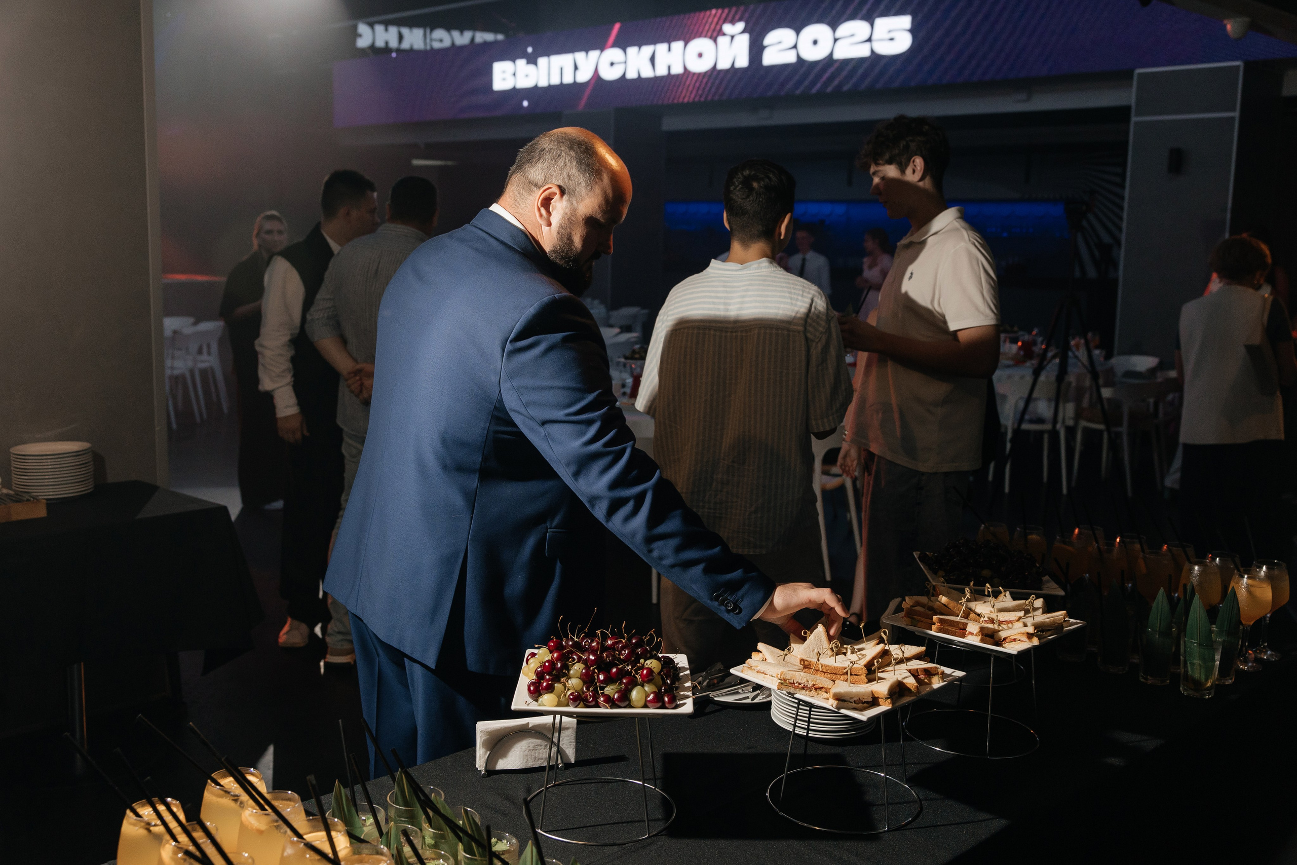 2025 Выпускной школа 34. Свадебный и Репортажный фотограф Нижний Новгород Москва Ежов Иван