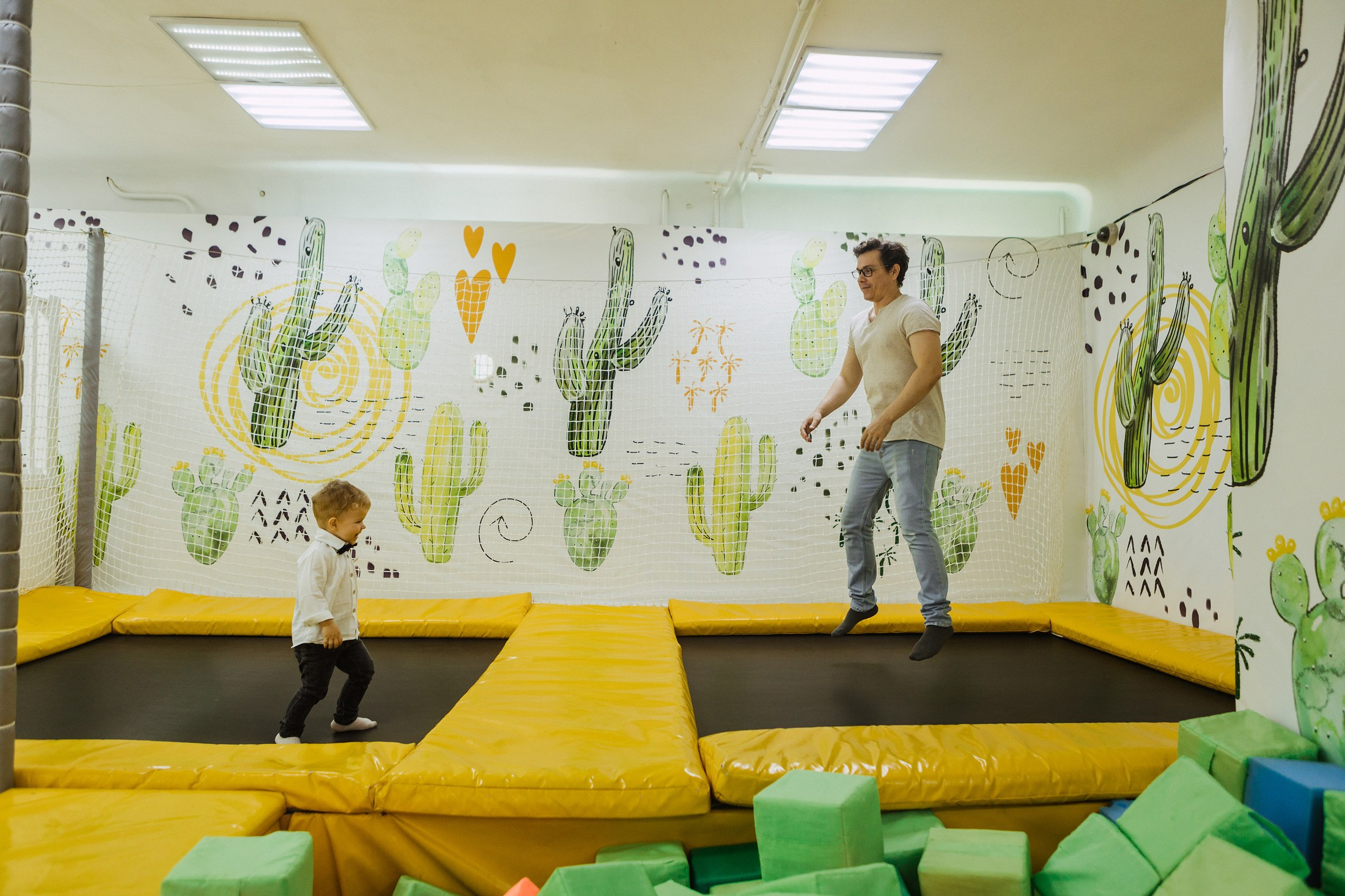 Ариша, 2 года. Cactus-LOFT. Фотографы в городе Волгограде — Людмила Агеева и Алексей Околелов