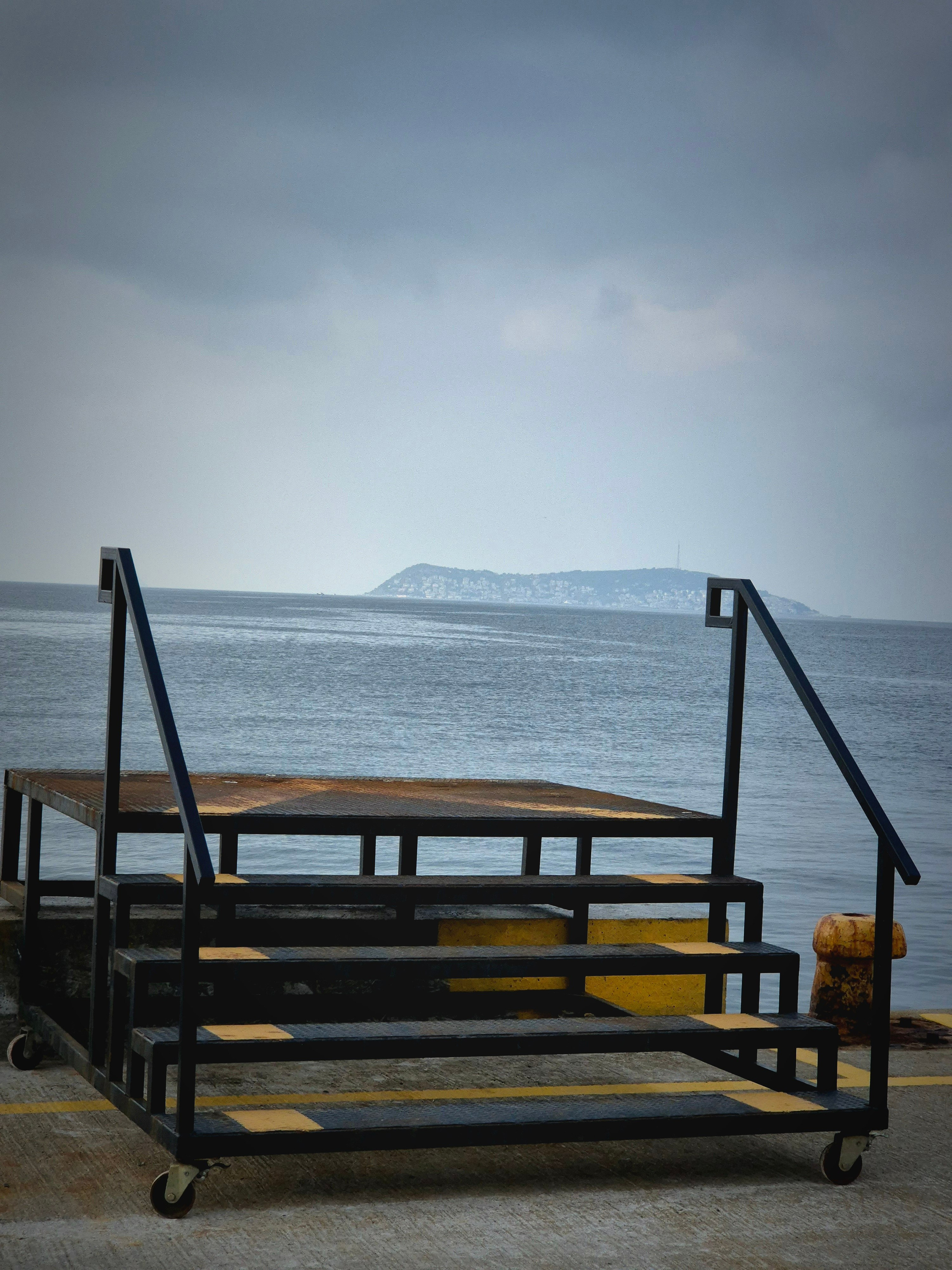 Ожидание корабля...