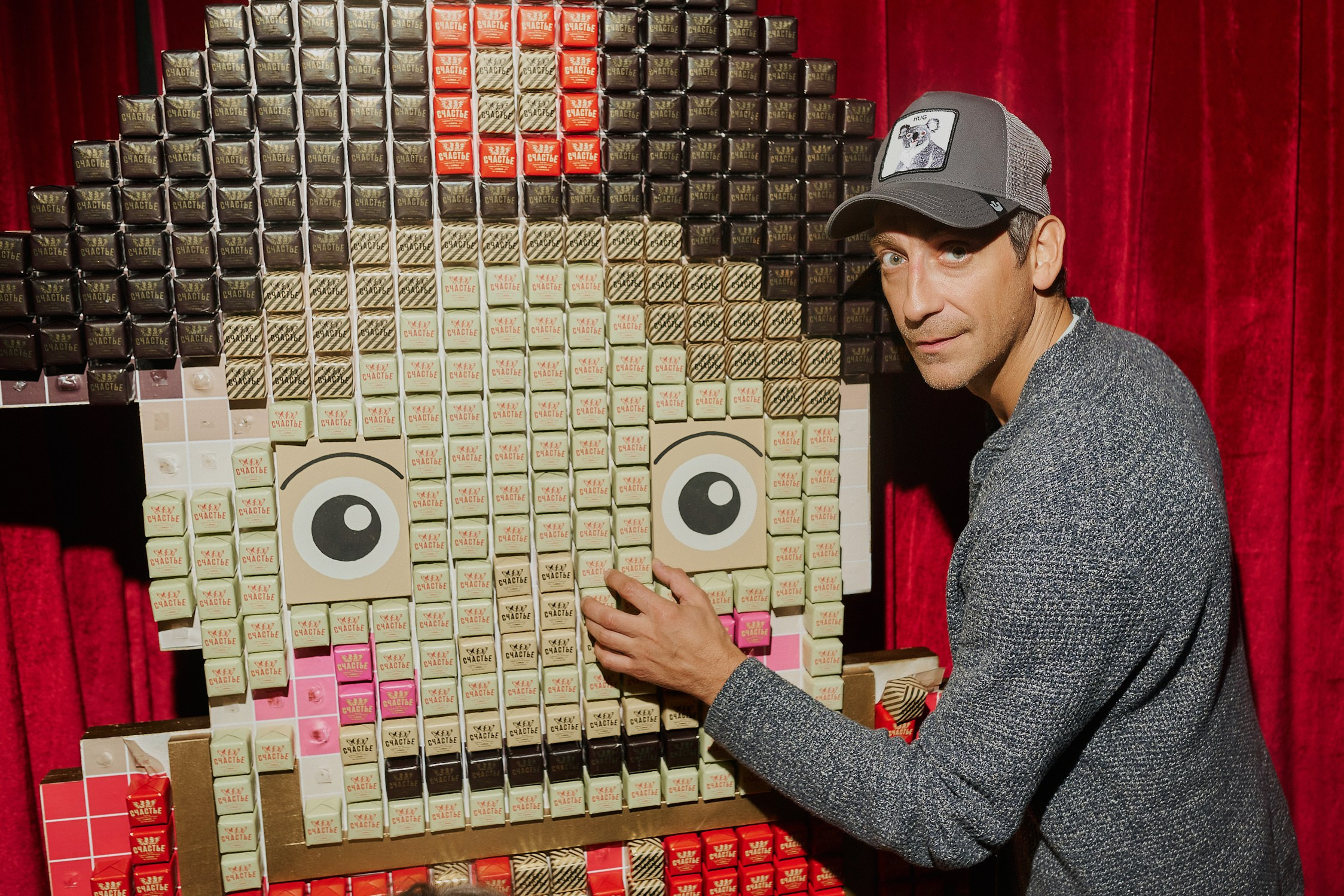 MIGEL THEATRE. Photographer — ERASTOV