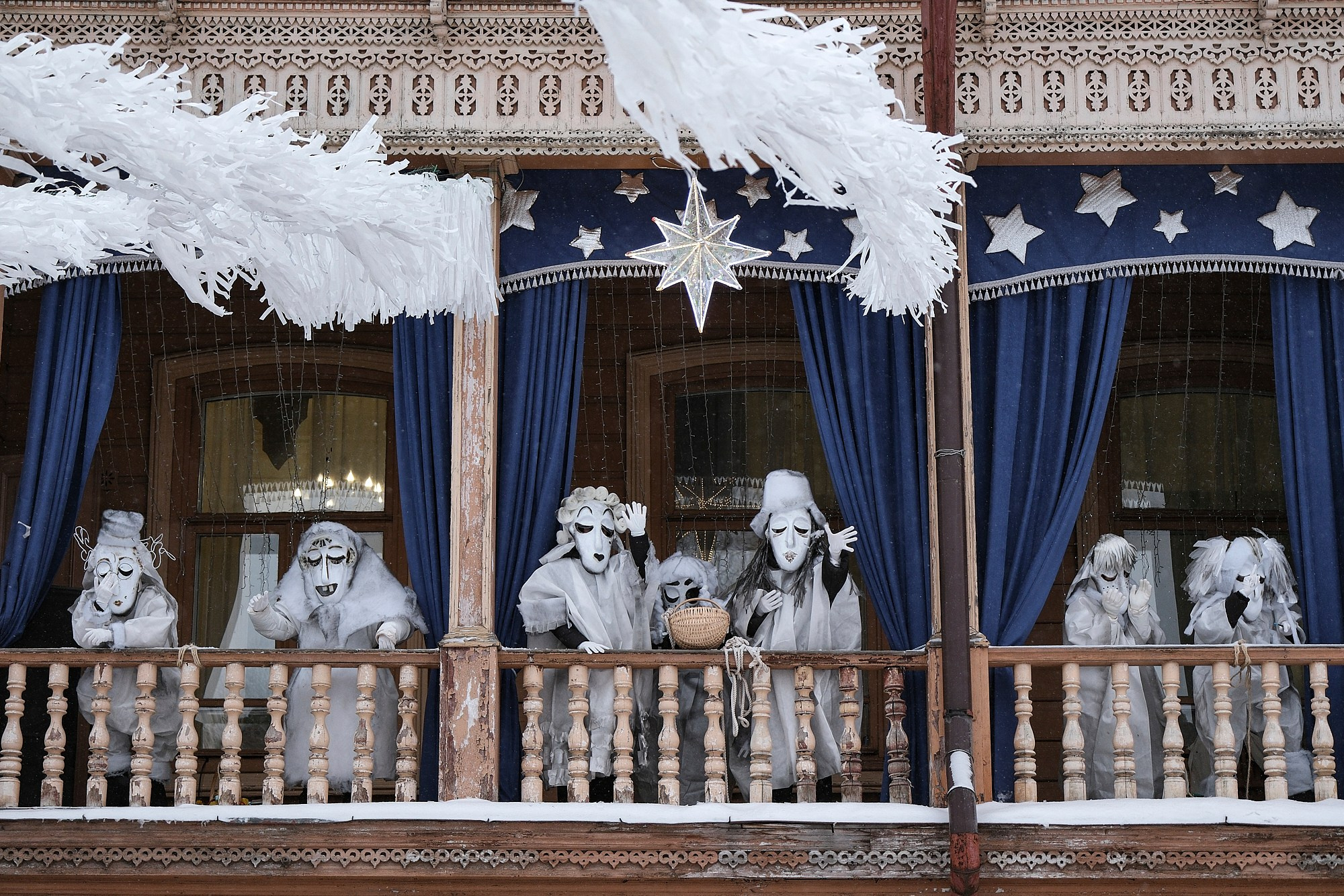 Никита Гольцов фотограф; Колядки; Колядование; Рождество; Репортажный фотограф в Томске;