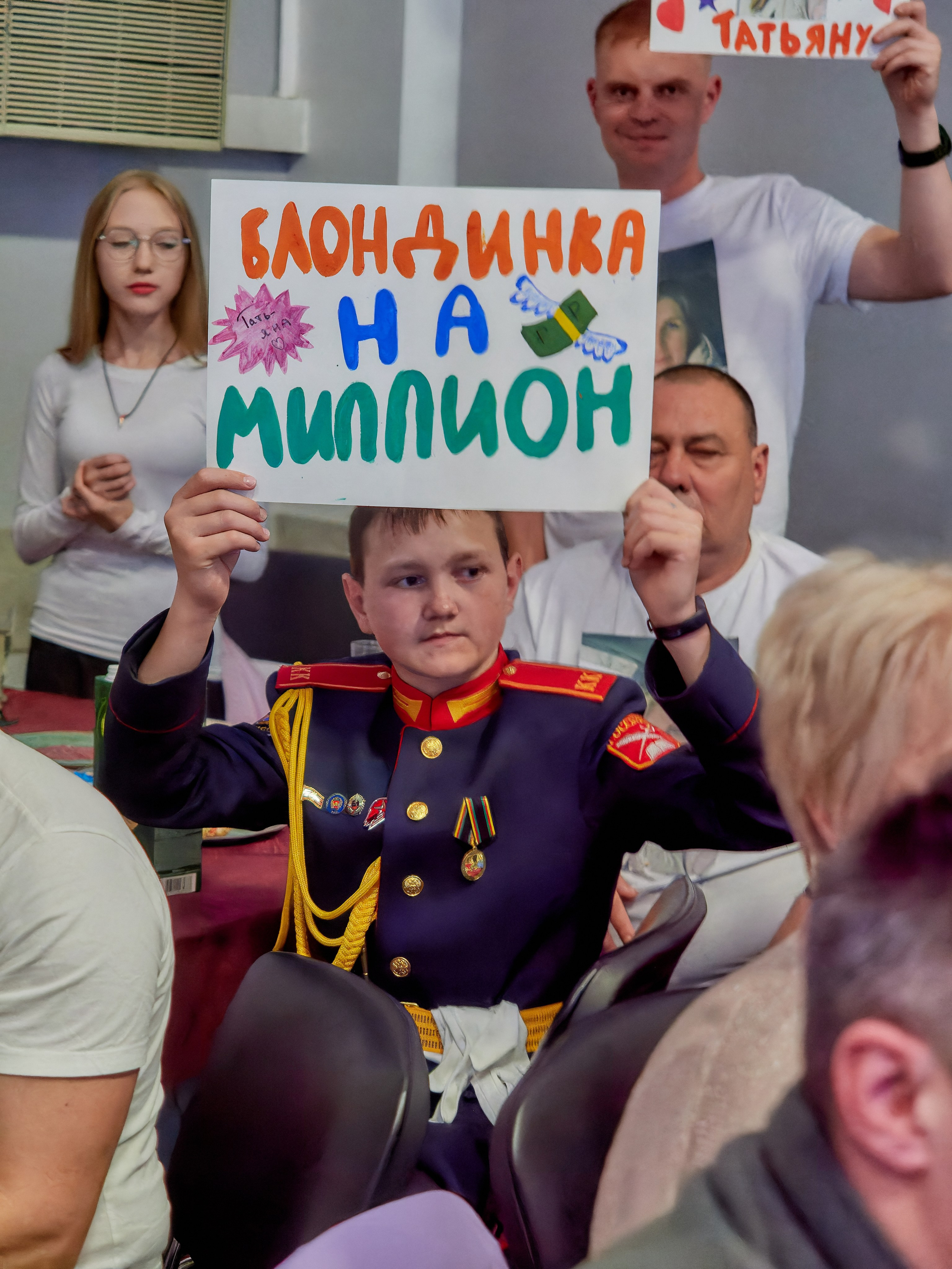 Блондинка Междуреченска. Семейный и детский фотограф в Междуреченск Олег Бамбульский