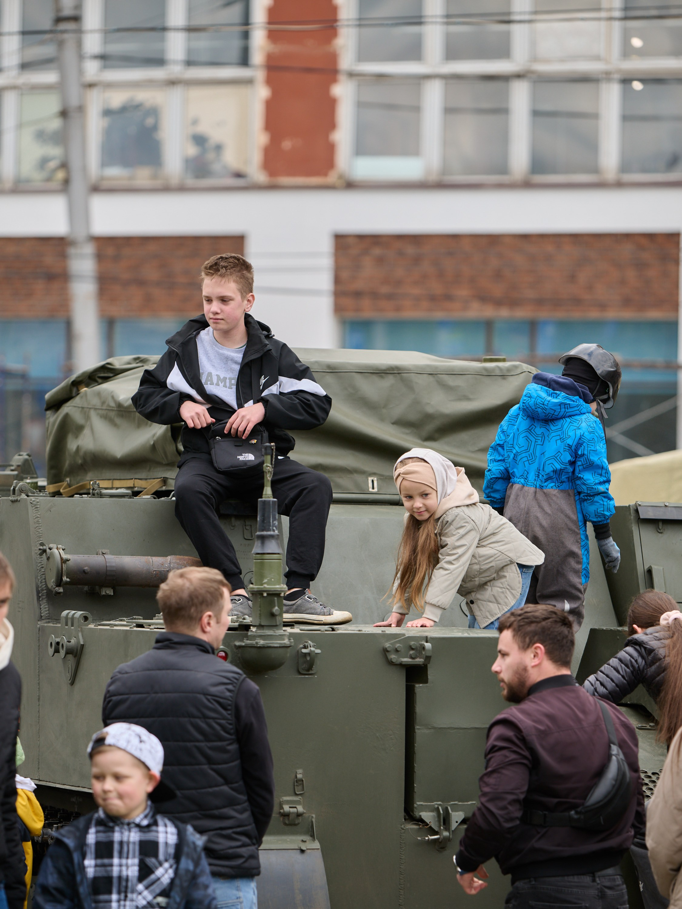 Празднование 9 мая в Иваново. Фотограф в Иваново: Каталожная съемка одежды и постельного белья, Wildberries