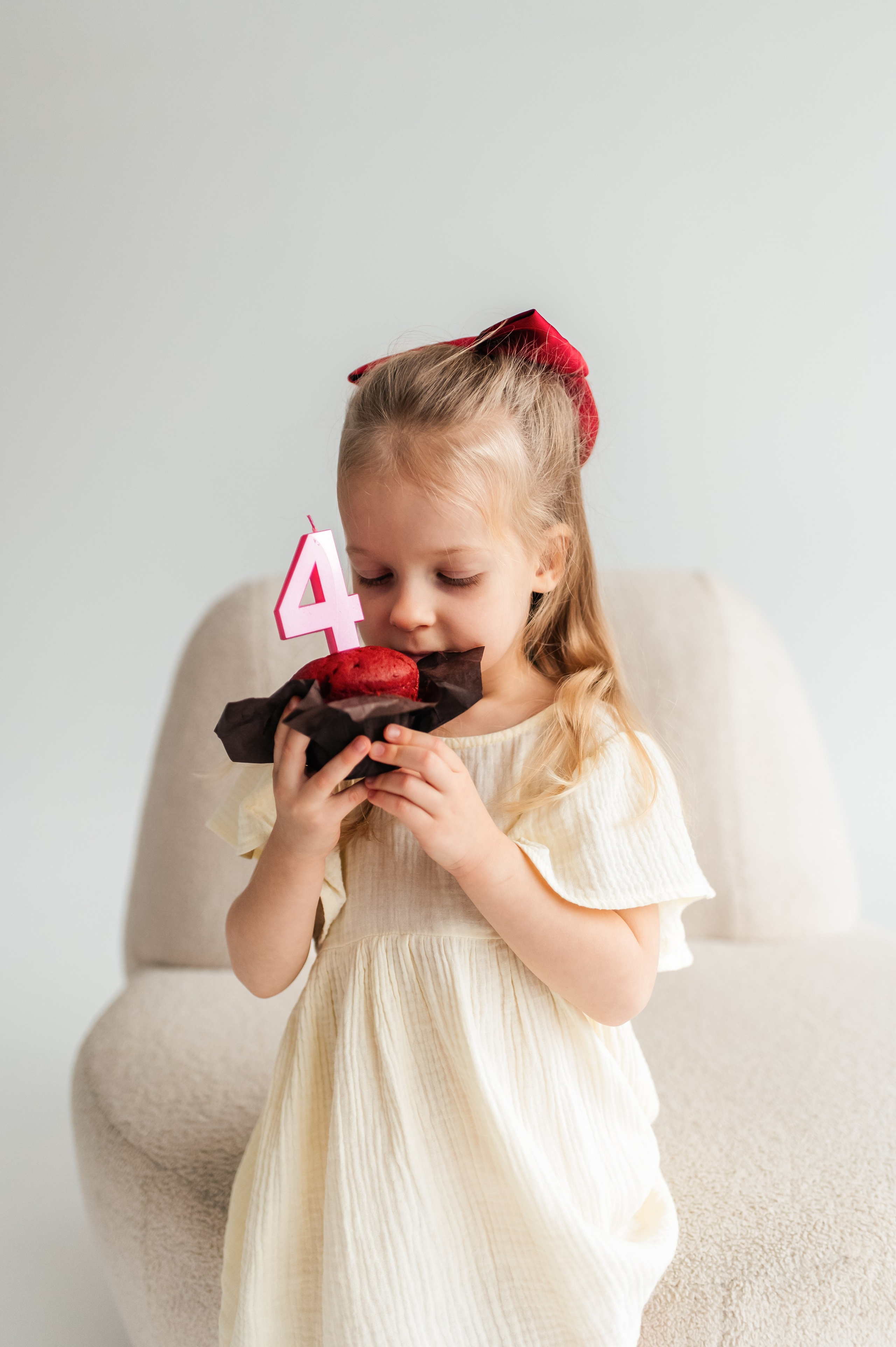 Январская егоза в фотостудии. Семейный фотограф. Lifestyle. Москва. Анастасия Михайлова