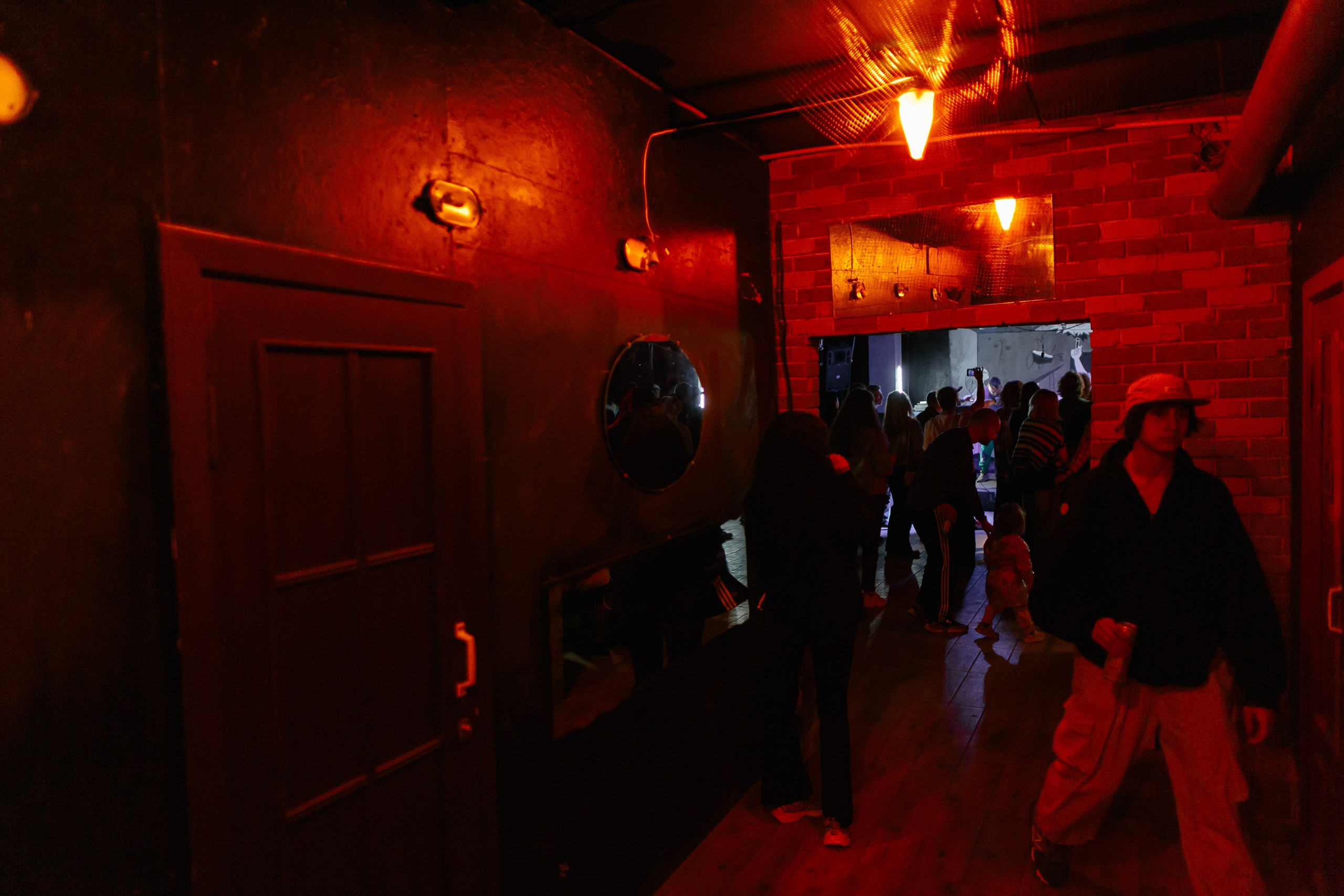 Punk- Rock концерт, в Арт-пространстве DADA. Валентин Ставер — свадебный и репортажный фотограф