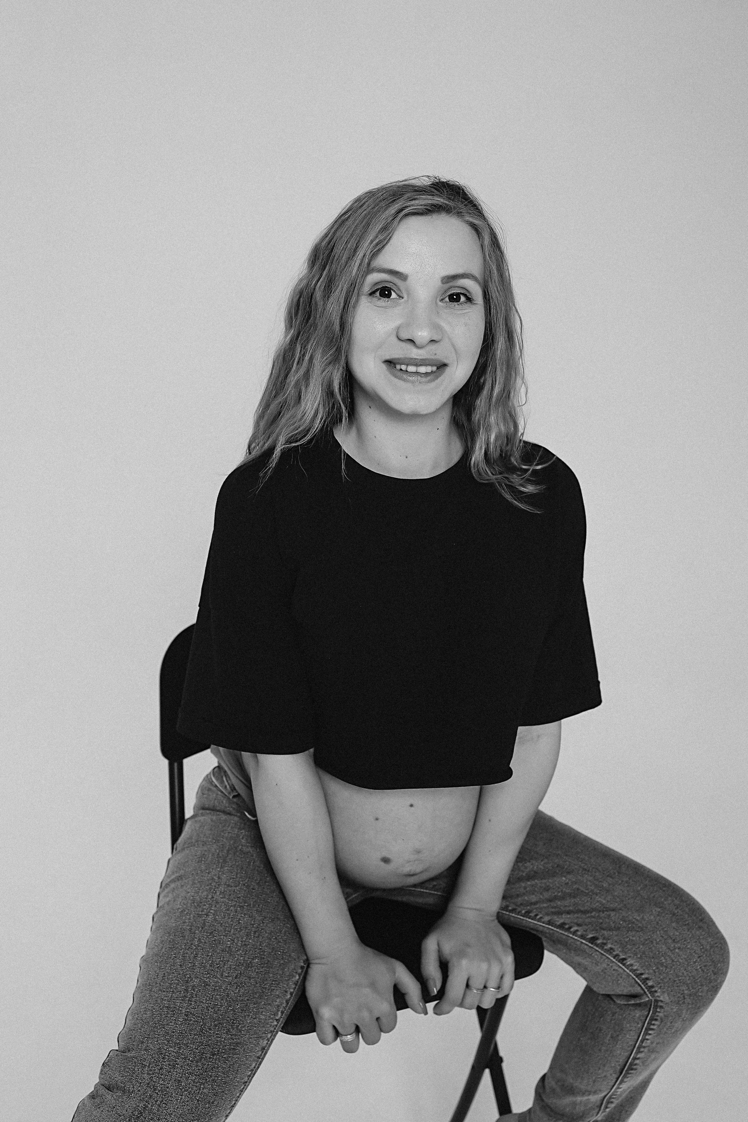 Фататум циклорама и зал. Семейный фотограф Тюмень, фотограф на роды Салмина Мария