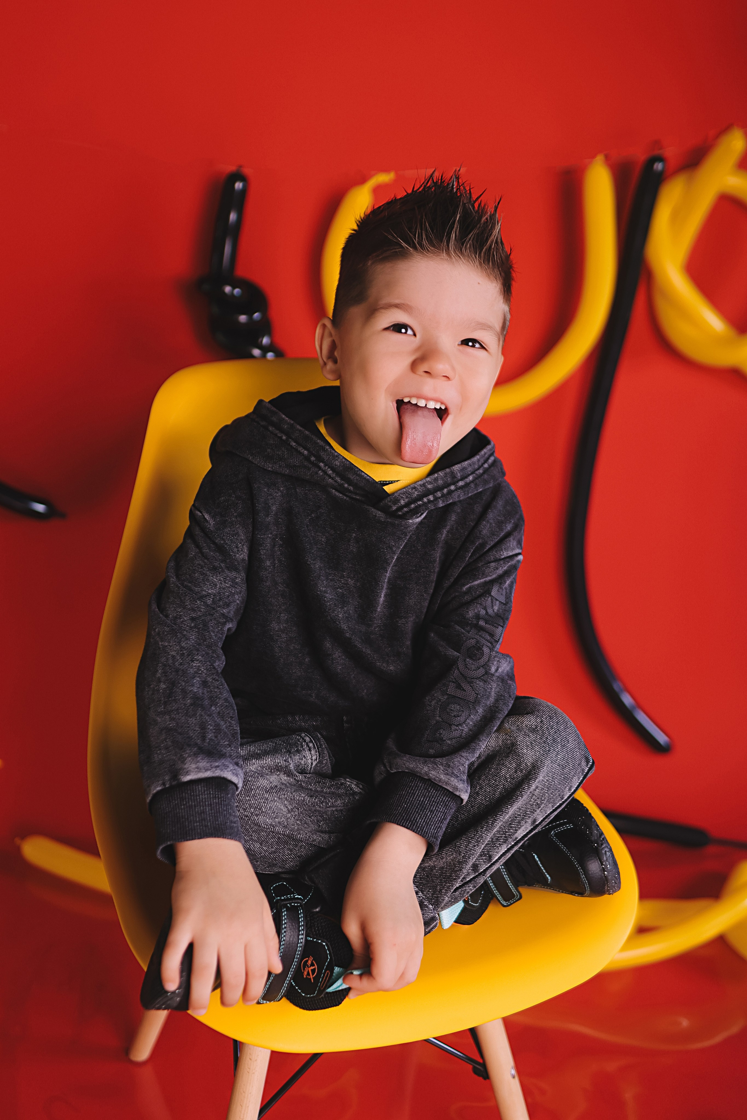 Фотопроект ЯРКИЕ. Семейный фотограф Тюмень, фотограф на роды Салмина Мария