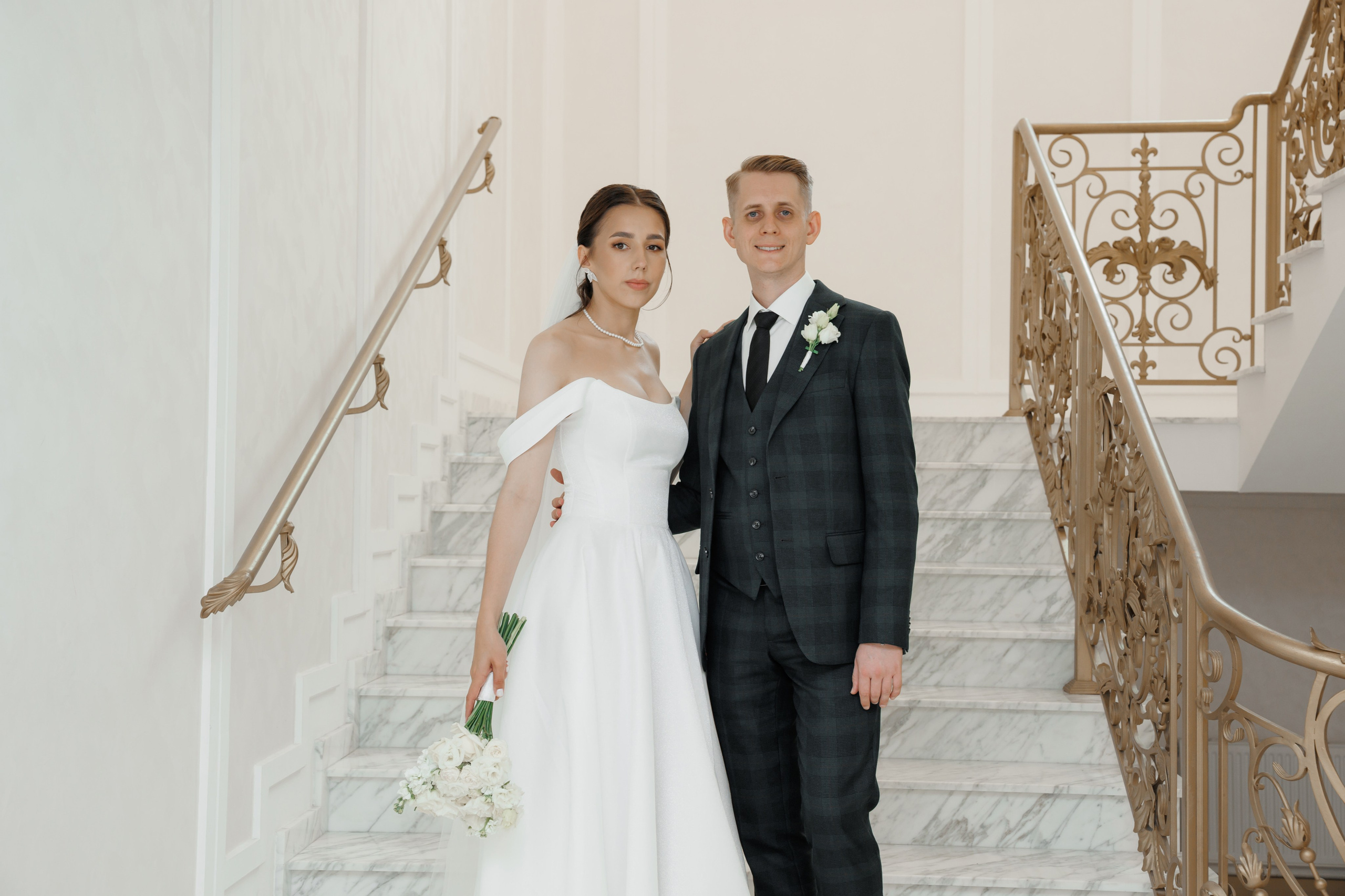 Регистрация в отеле Fish Point, ЗАГС Бутово, прогулка в Остафьево. Свадебный и репортажный фотограф (Москва, Королев и другие)