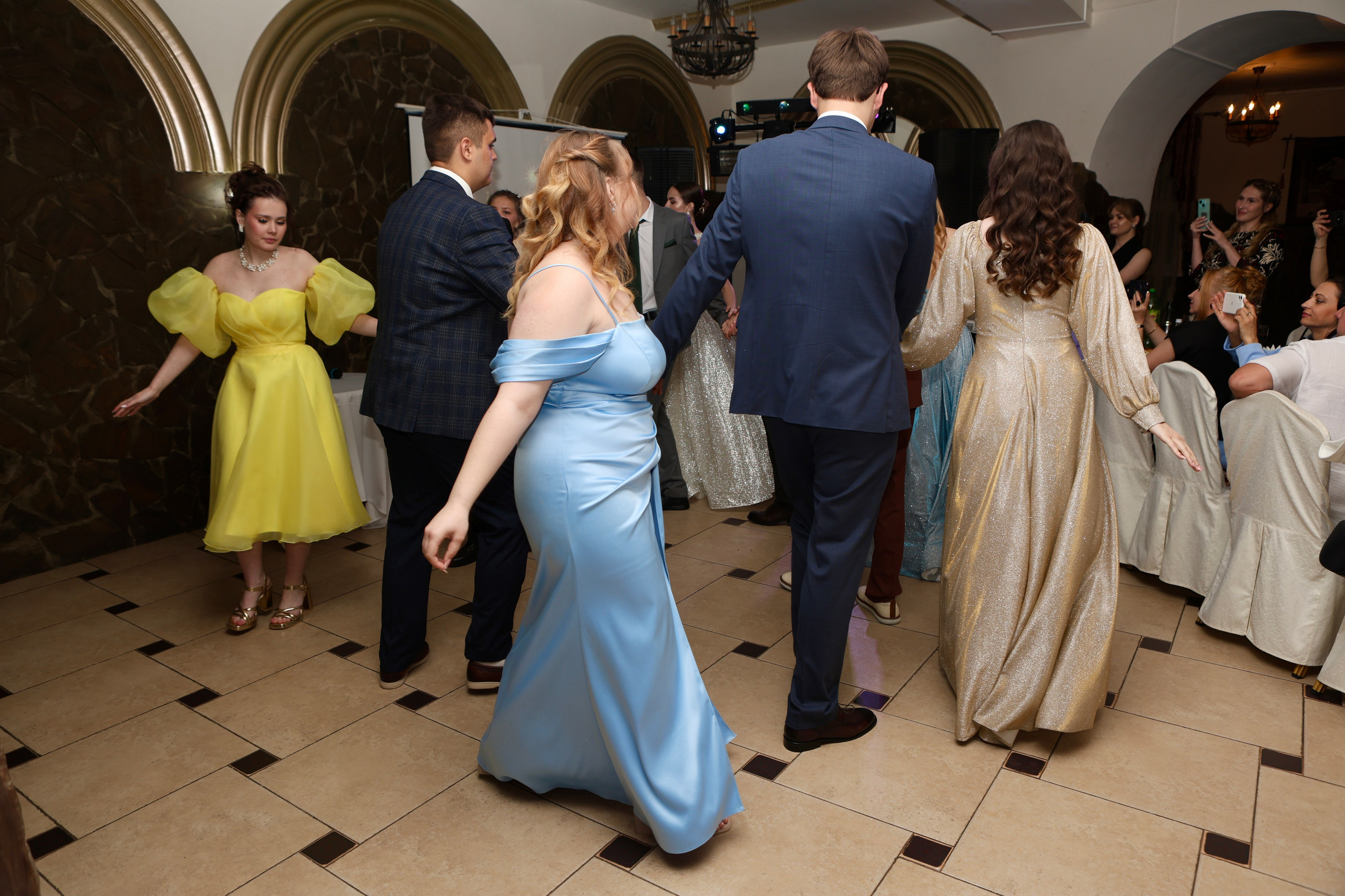 Школьный выпускной. Фотограф в Курске Смирнов Евгений