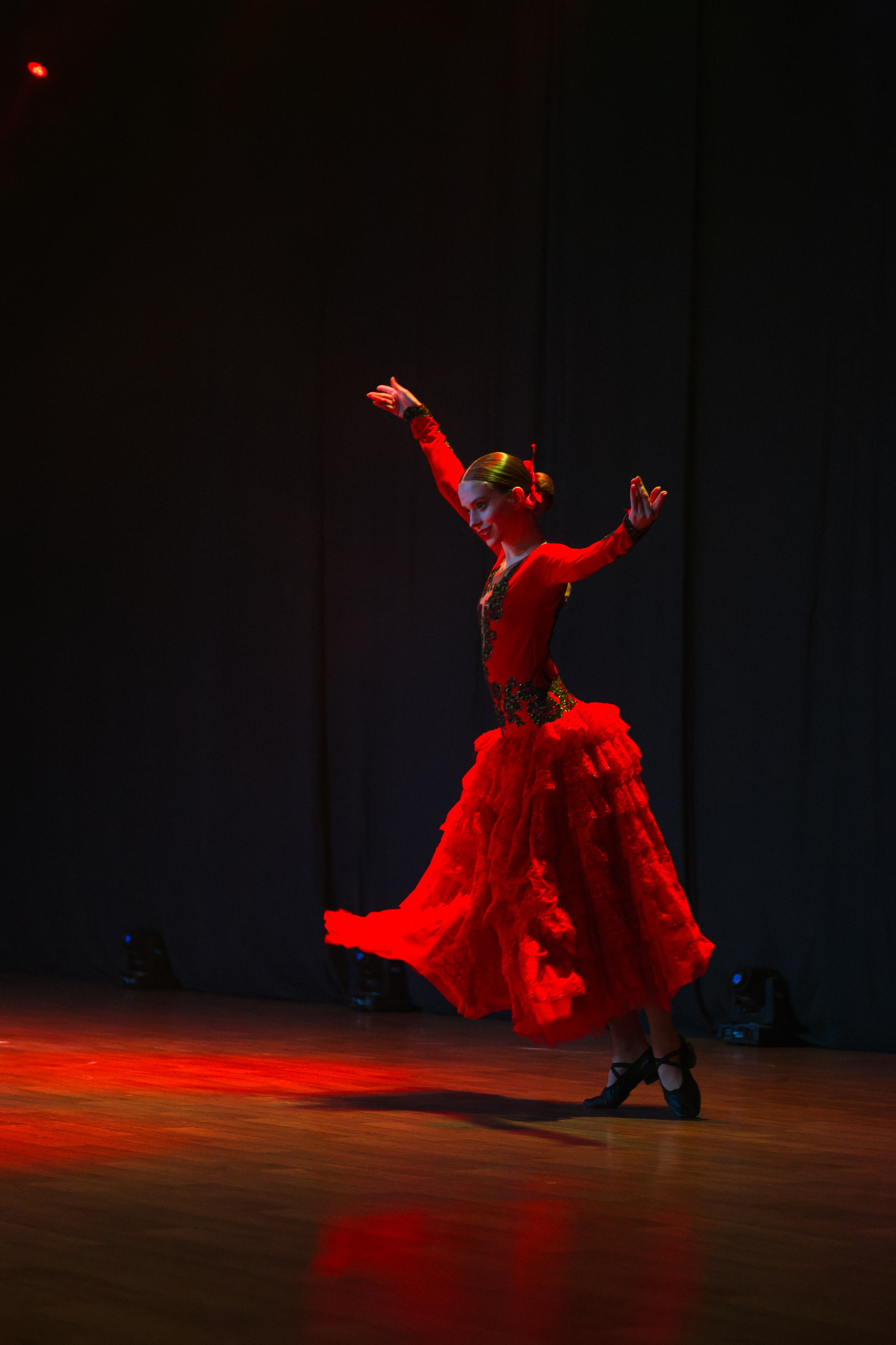 СмолГУ — Зеленое Яблоко — 2023. Танец. KiPPER Gallery — Фотограф