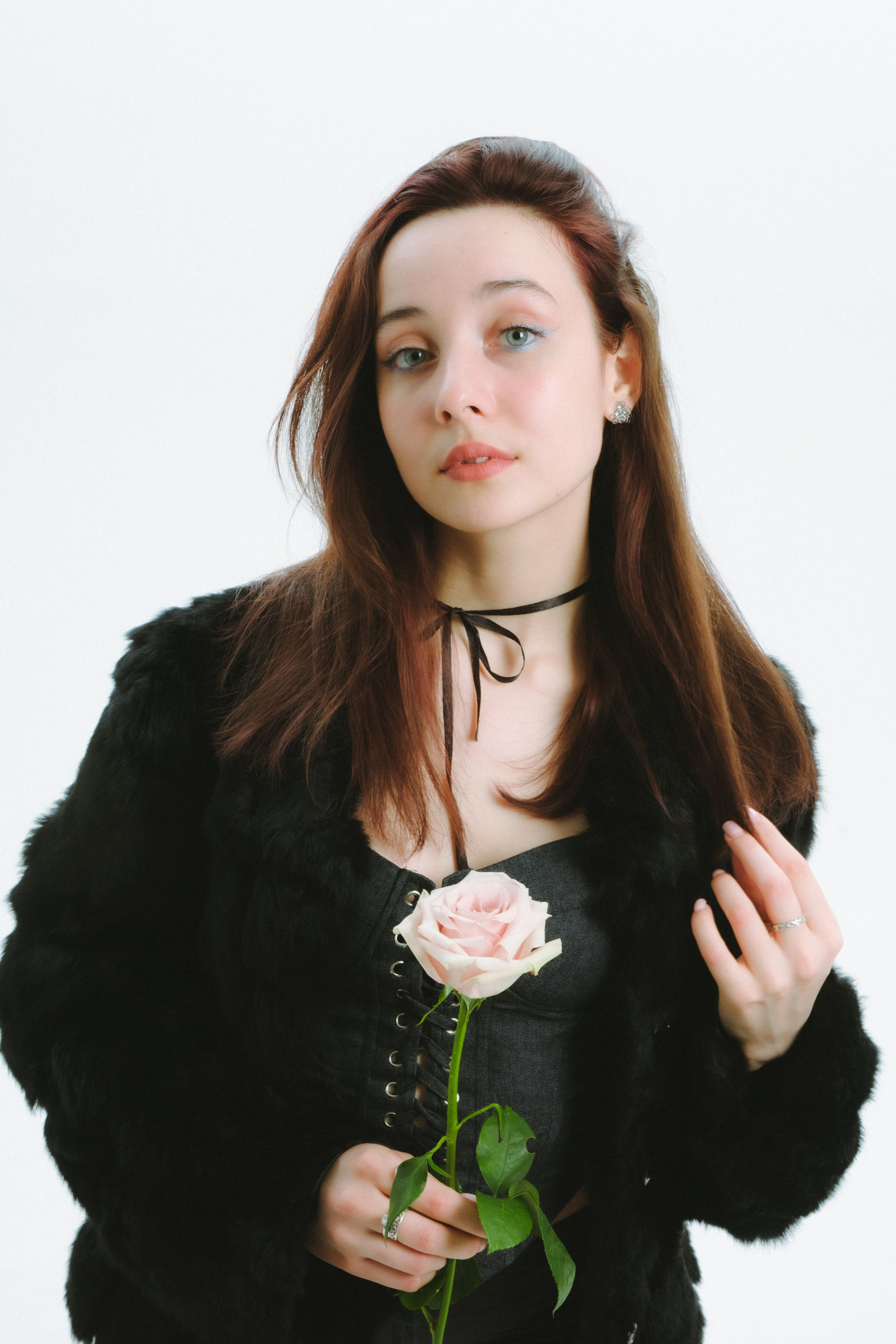 Сексуальный цветок. Мари — фотограф и видеограф из Москвы