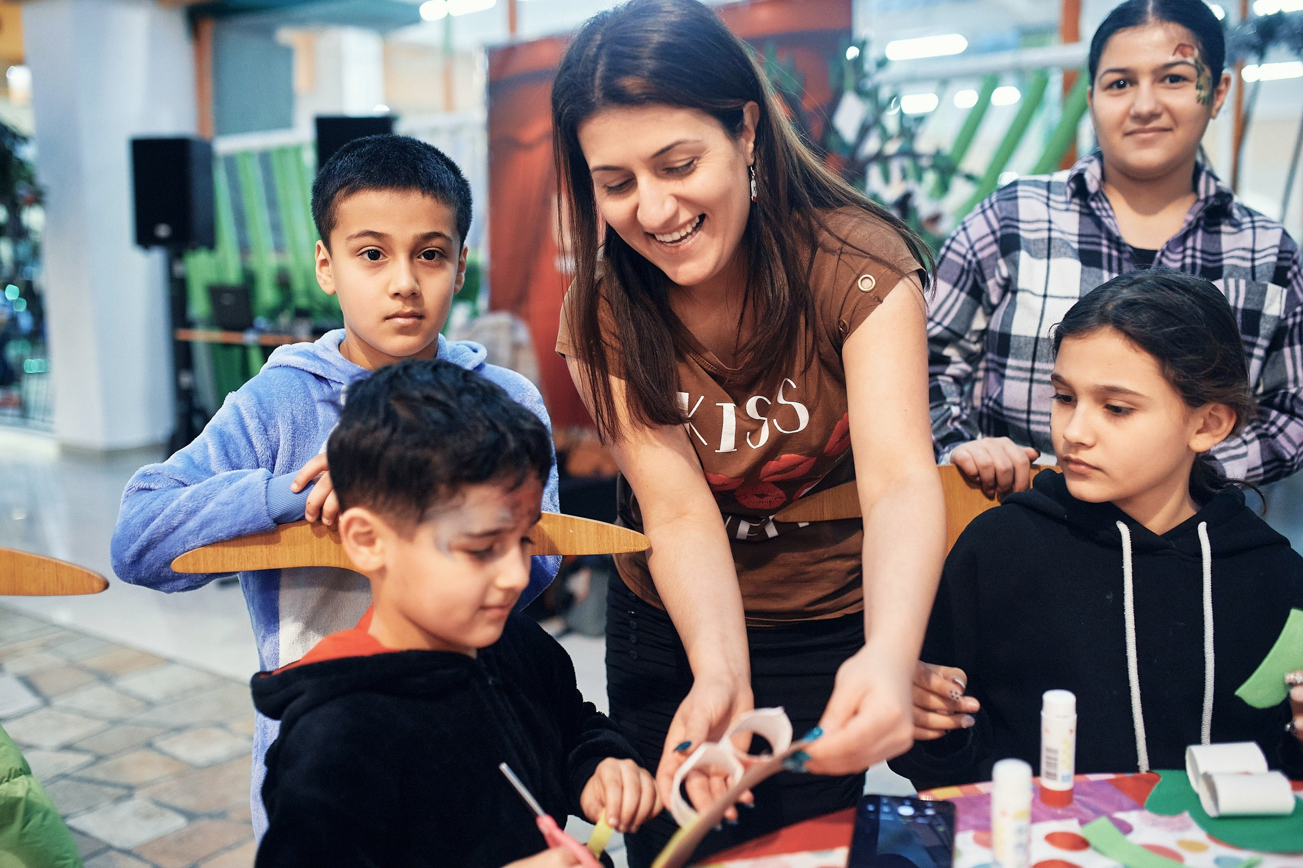 Детский новогодний праздник в ТЦ Июнь. Семейный и репортажной фотограф в Красноярске и Москве Виктор Бабинцев