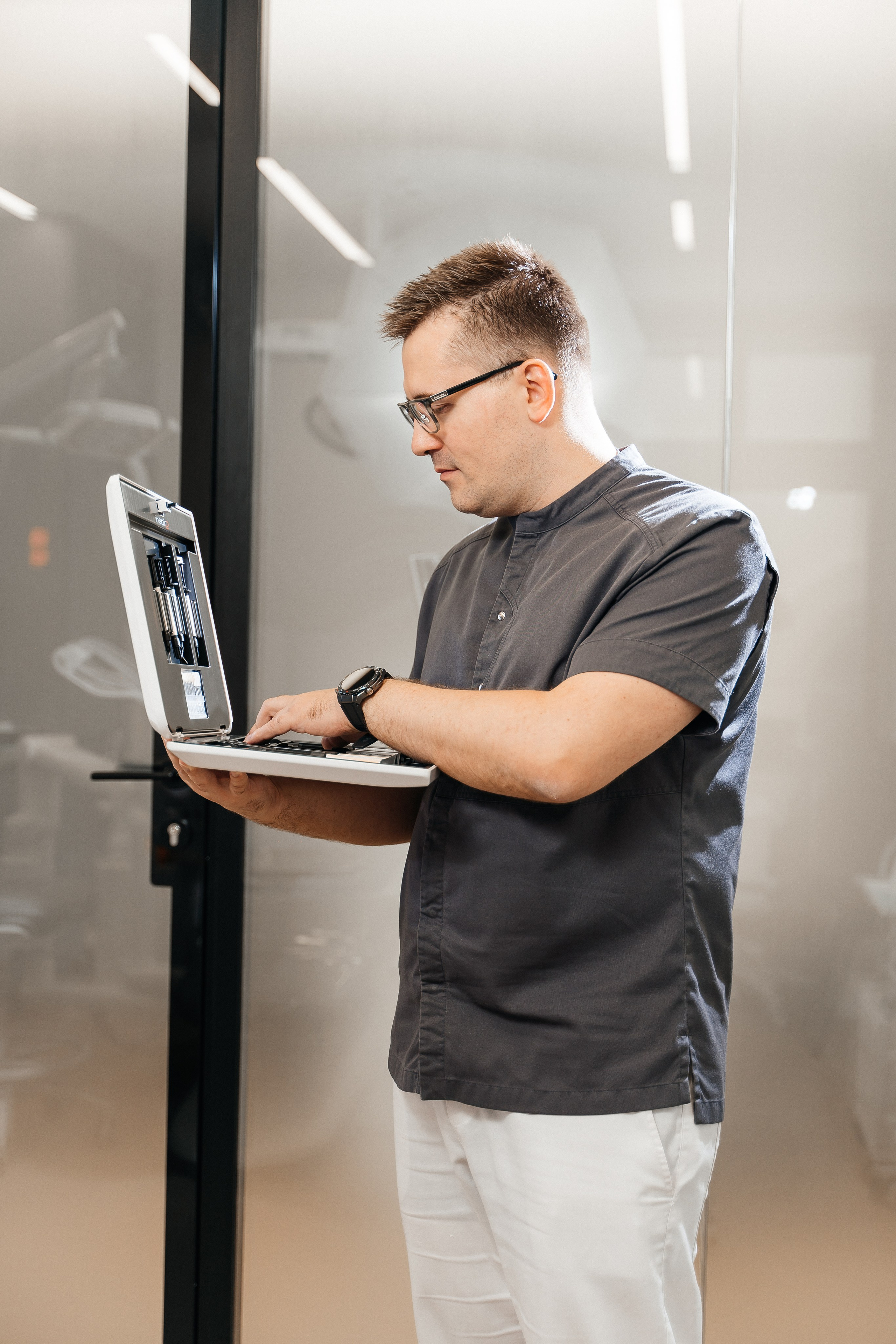 Стоматолог Артур Витальевич. Фотограф и видеограф в Москве