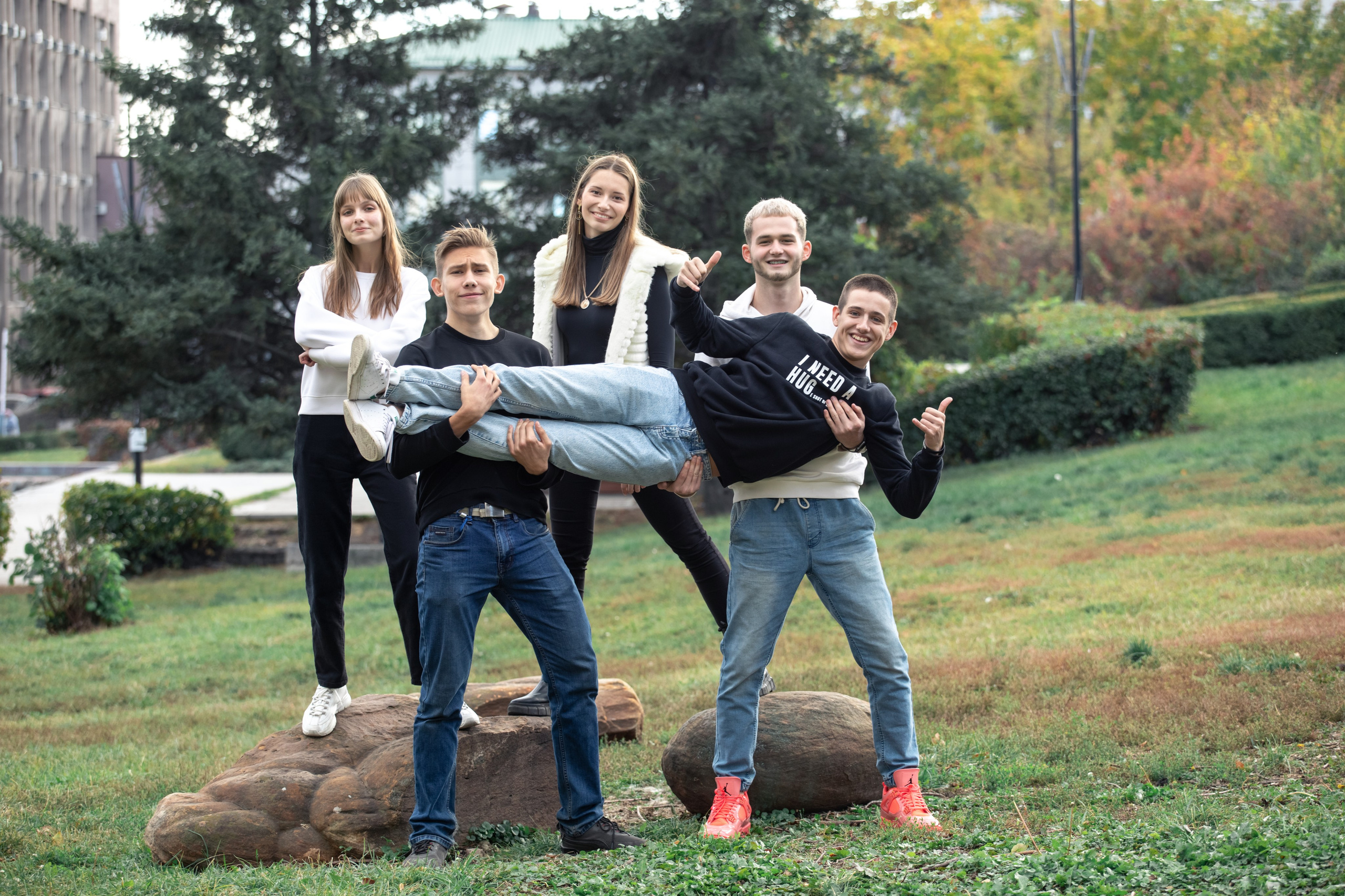 Фотосъемка на улице, в парке для школьников 9-х и 11-х классов. Выпускные альбомы Евгении Виноградовой г. Липецк