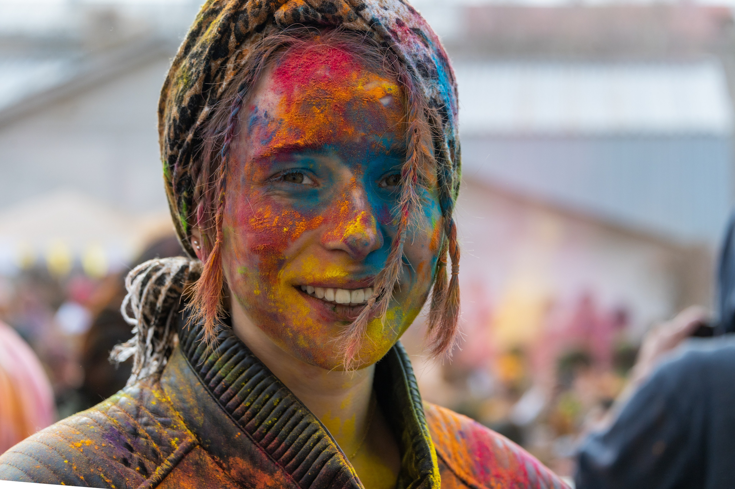 Праздник Холи в Москве. Фотограф Роман Адлер