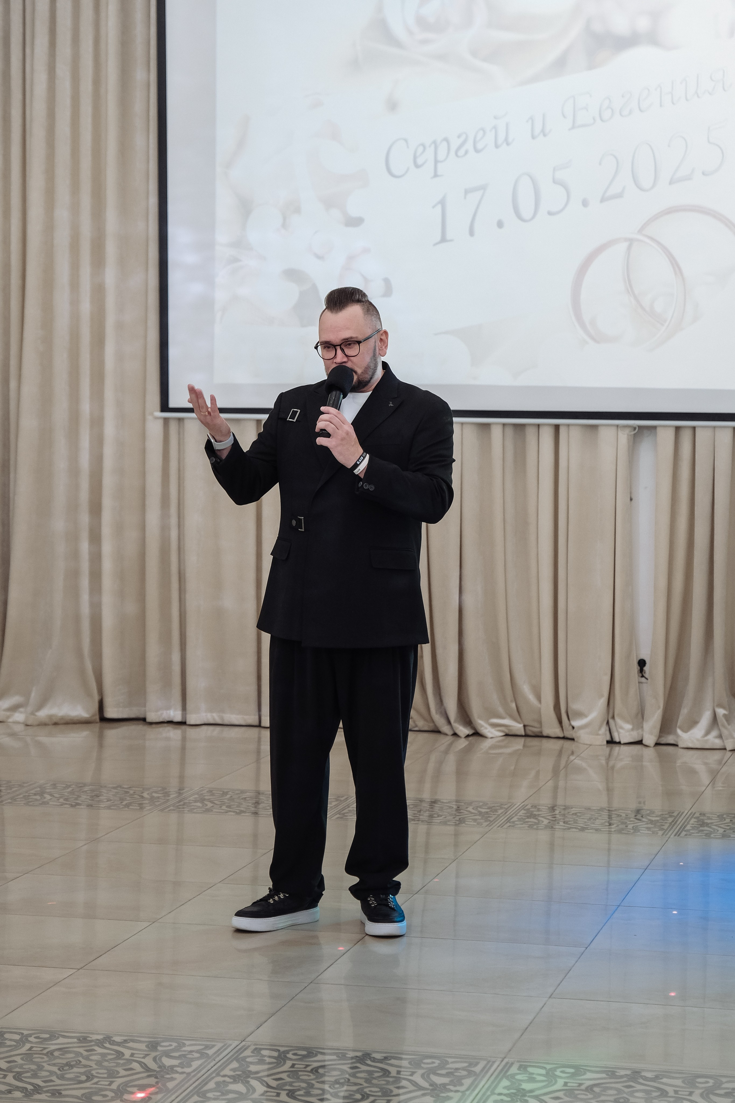 Сергей и Евгения_свадебная фотосессия в Версале. Свадебный фотограф в Челябинске Сырчикова Наталья