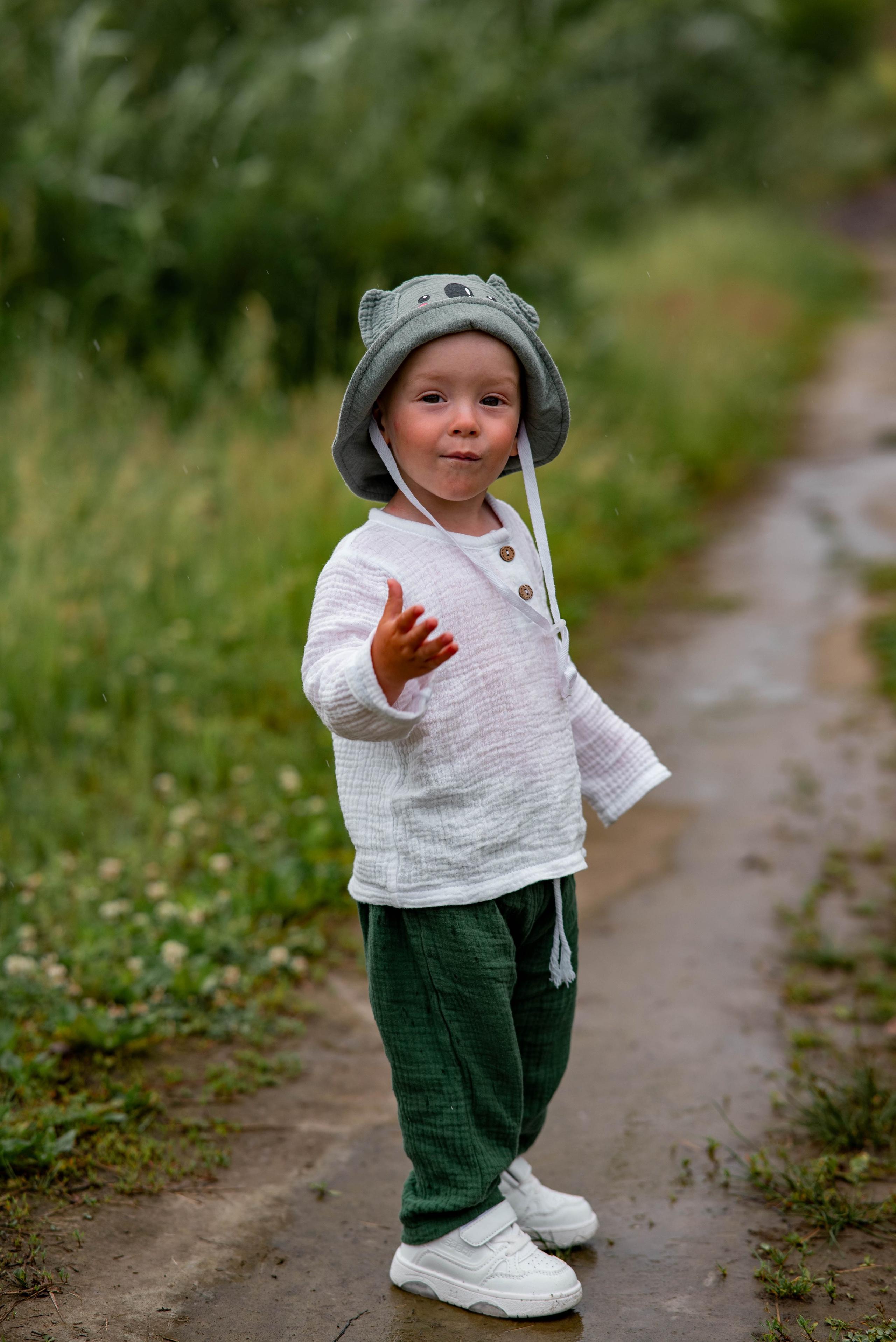 Молодая семья в лесной зоне. Семейный и свадебный фотограф в Абакане Юлия Су