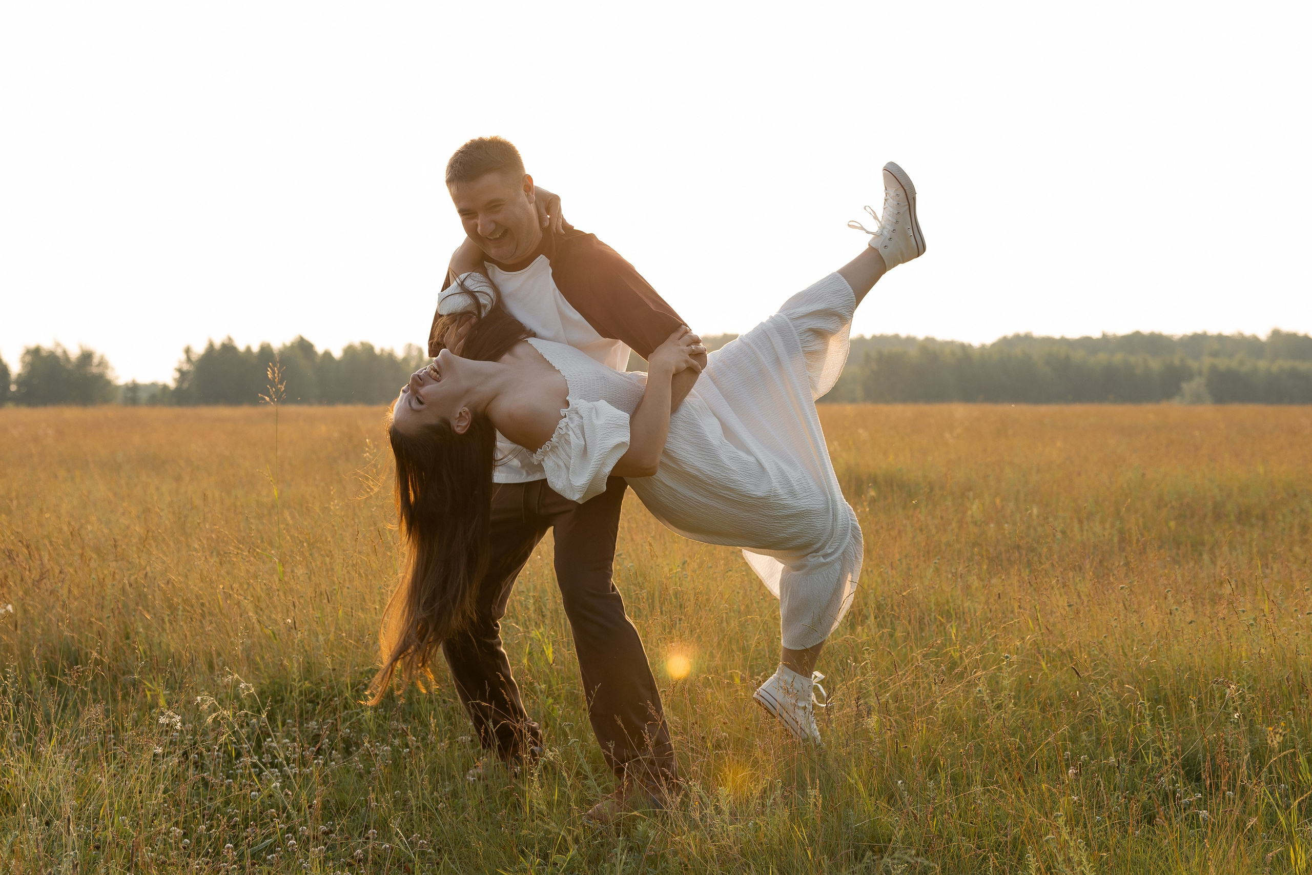 В поле. Семейный и свадебный фотограф в Челябинске Мария Леонтьева