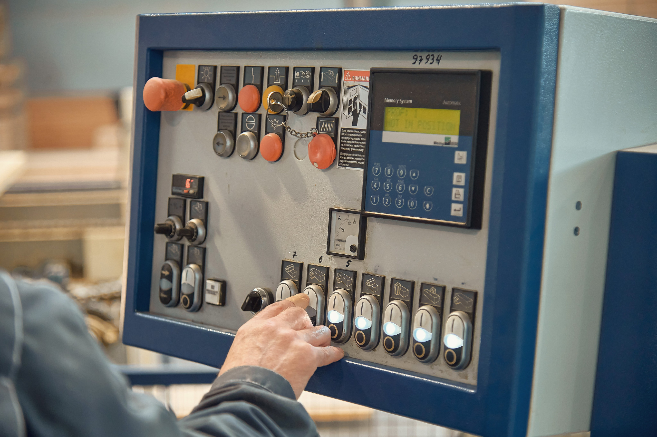 ММК — Мебельная мануфактура Красноярска. Фотограф Яковлев Роман — Красноярск