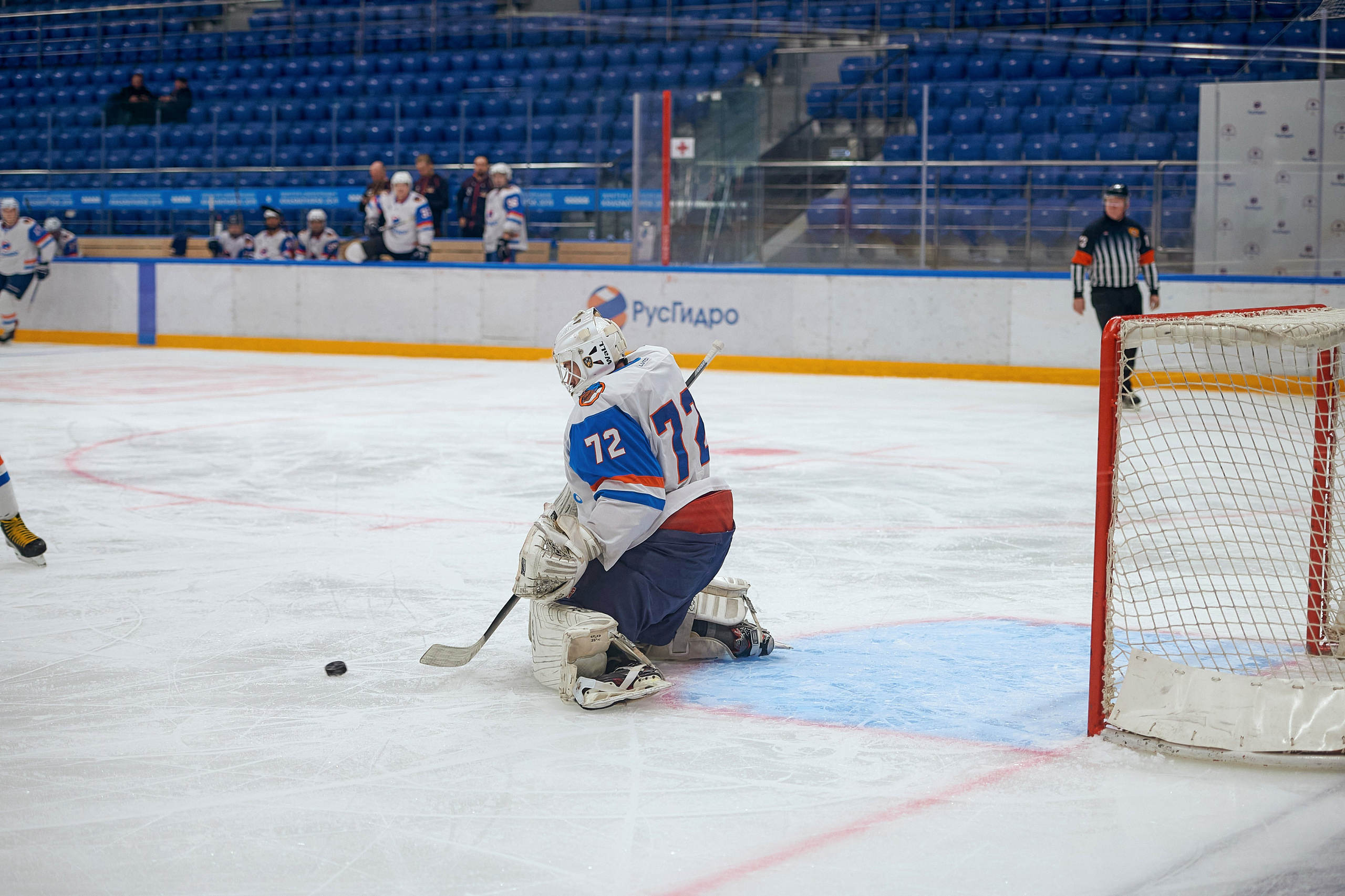 Портфолио репортажной фотосъёмки: Кристалл арена — Хоккей — РусГидро. Фотограф Яковлев Роман — Красноярск