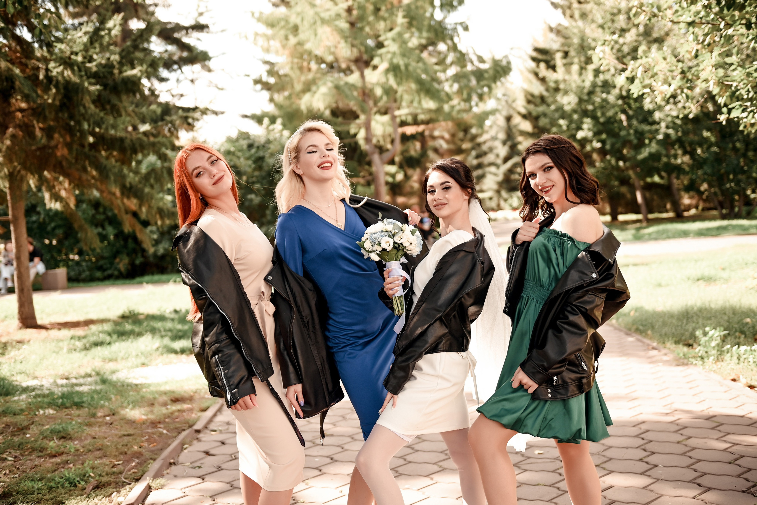 Небольшая часть фото со свадебной съемки Алексея и Даши. Свадебный, семейный, детский, контент фотограф в Омске Максим Ильин