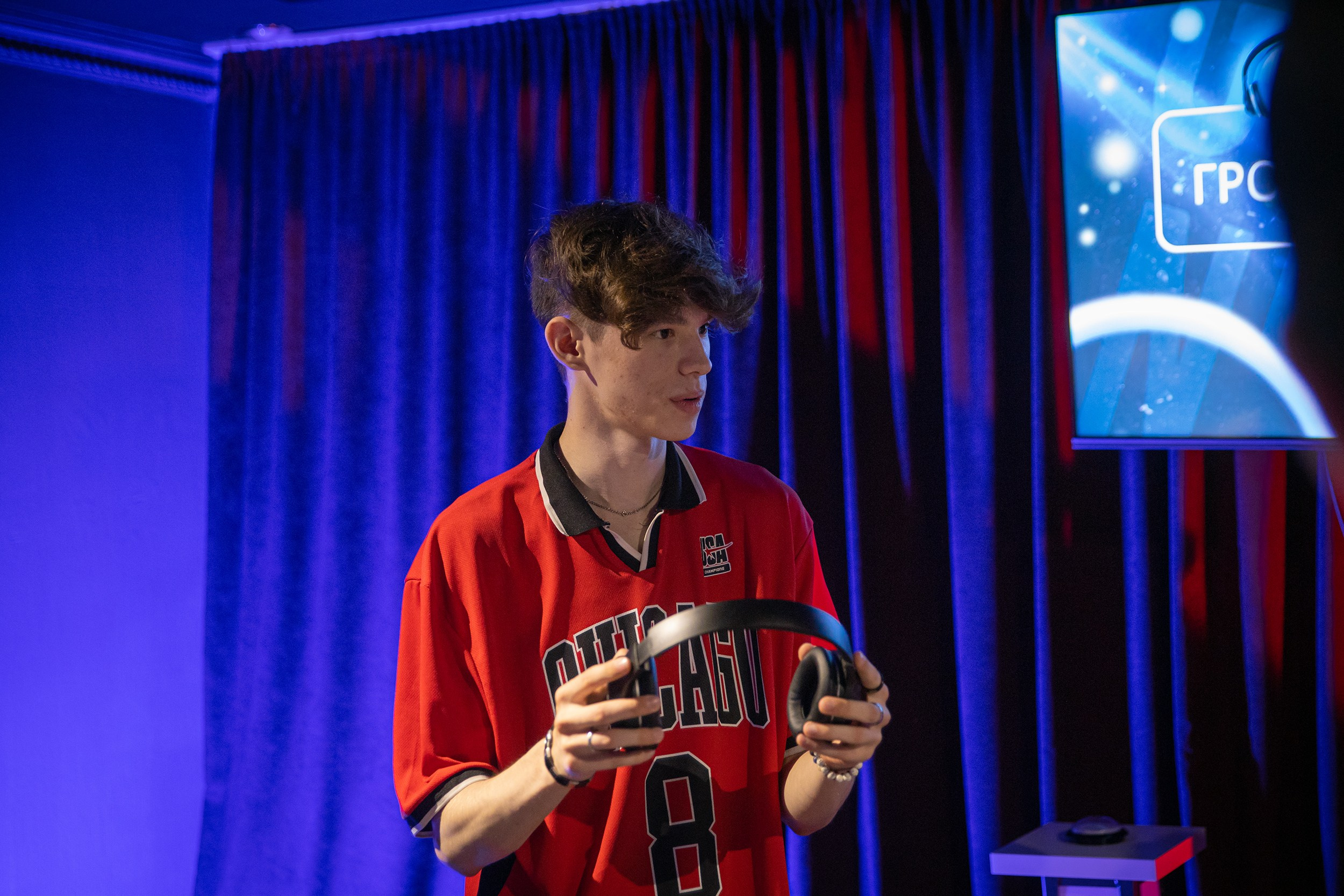 Игра в Good night. Фотограф Тюмень