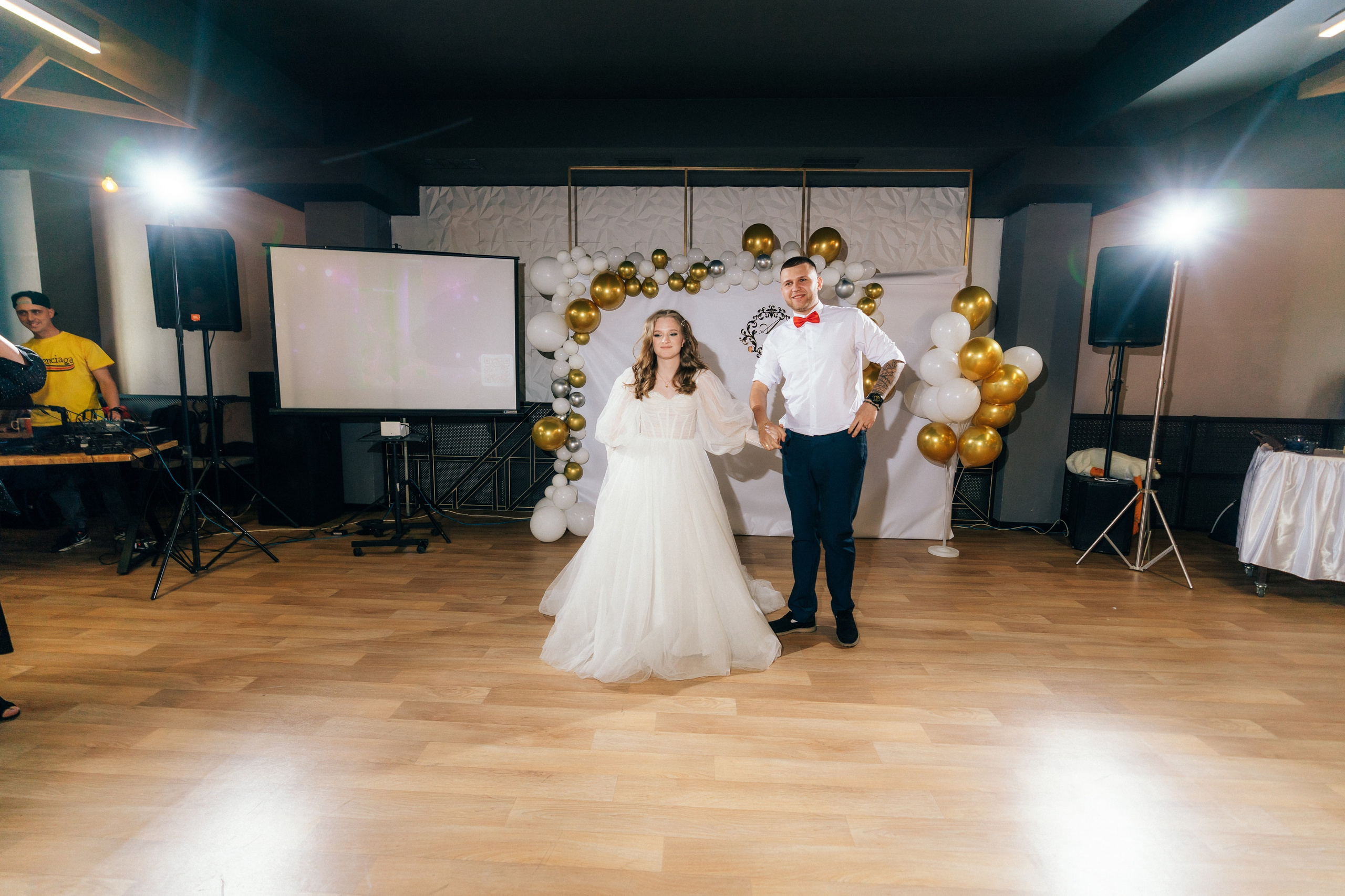 Красный кабриолет. Фотограф Ангарск Иркутск Ксения Король