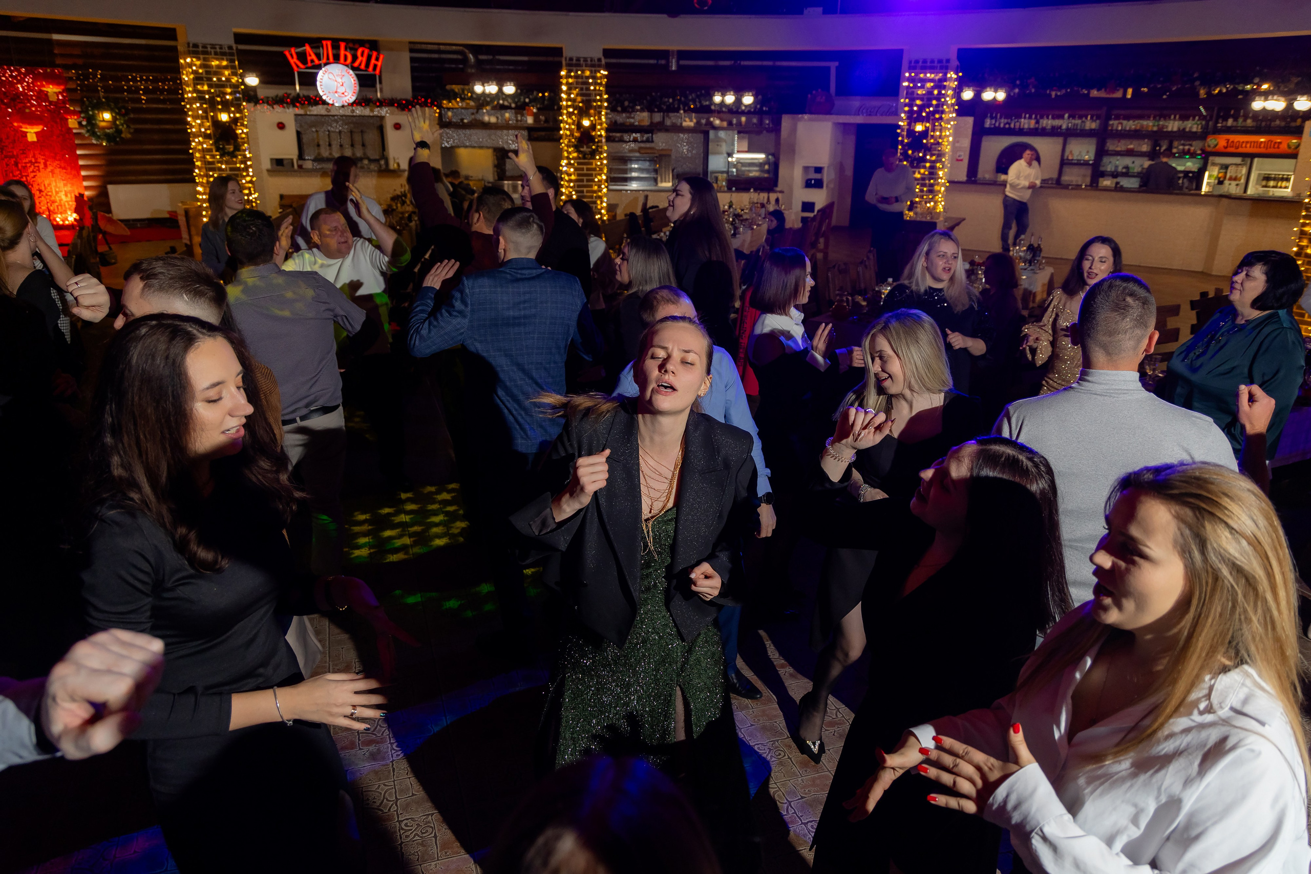 Корпоративная новогодняя съемка для логистической компании ИТА. Свадебный фотограф в Минске/Беларуси Сергей Спиридонов