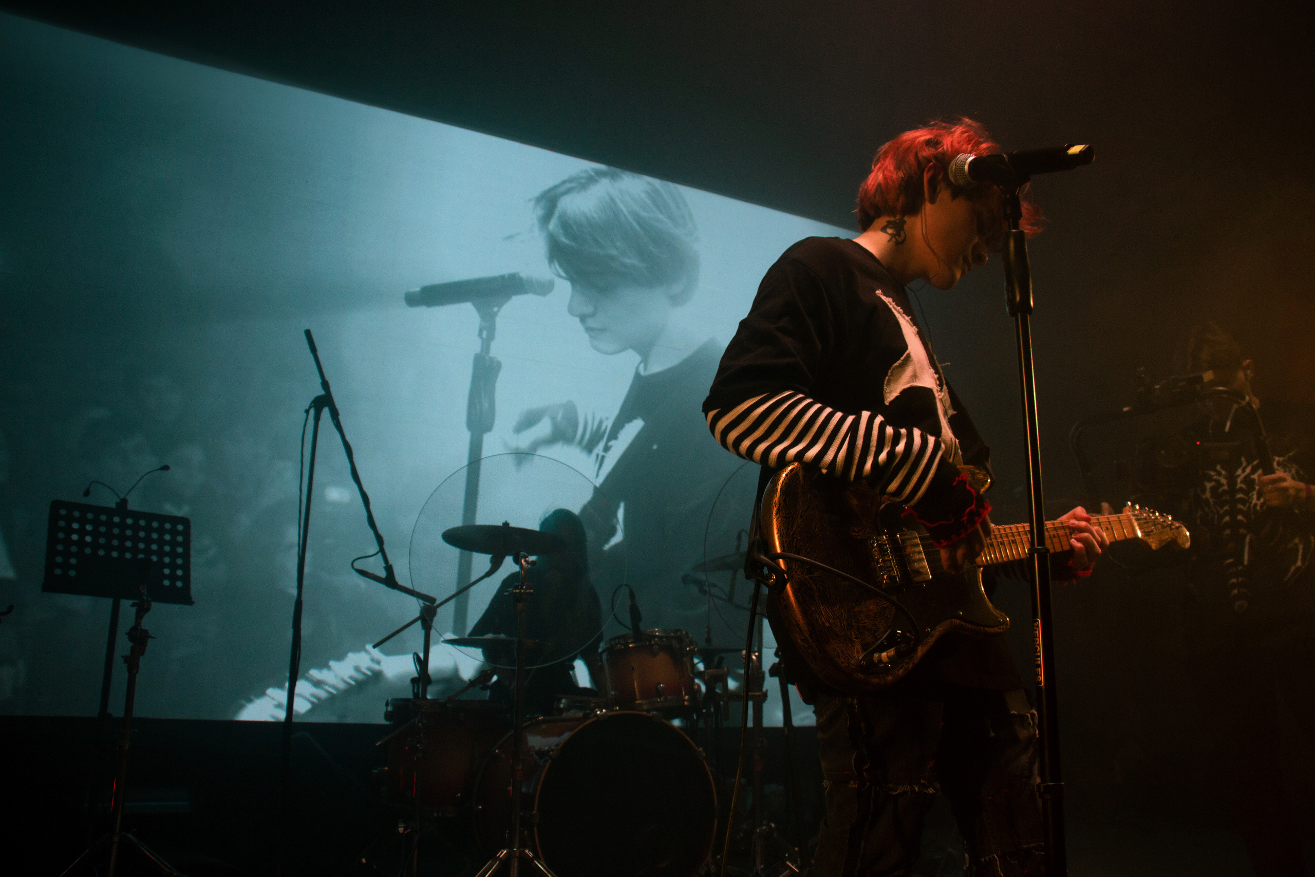 17 SEVENTEEN [2]. Kayala