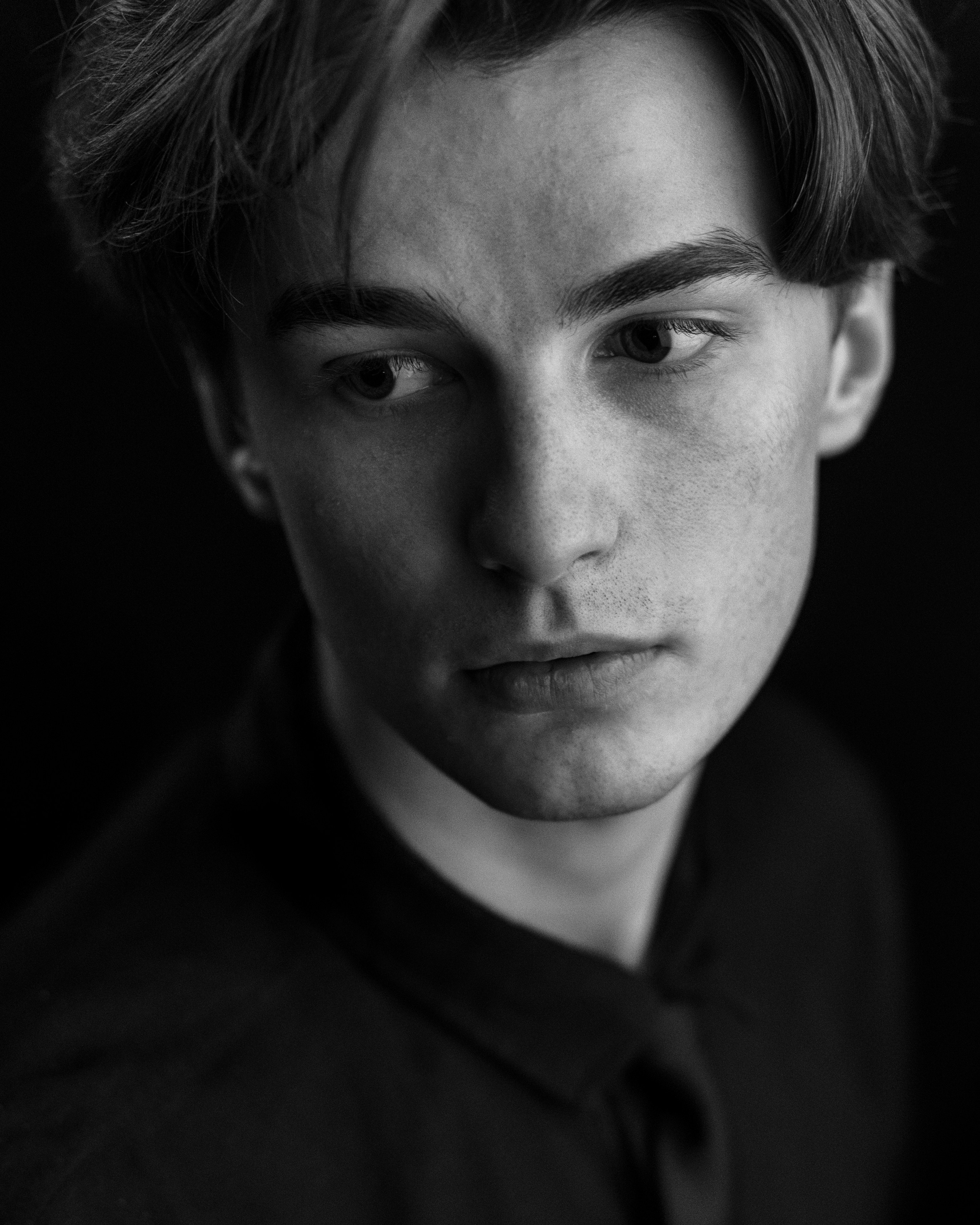 МУЖСКИЕ ПОРТРЕТЫ. Антон Тимошевский, профессиональный портретный фотограф в Москве и Орле