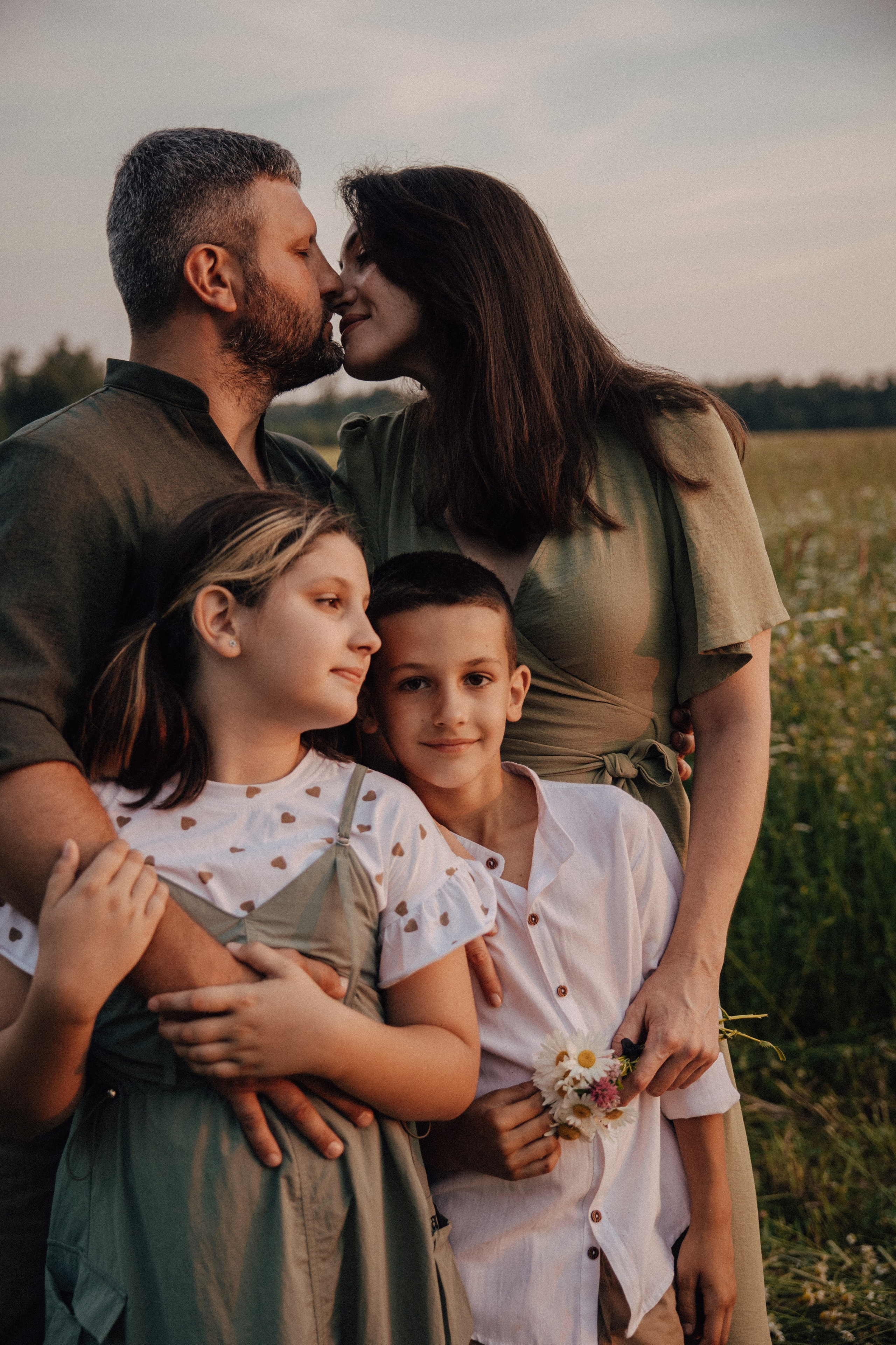 Ромашковое поле. Семейный и свадебный фотограф в Москве Вероника Жибинова