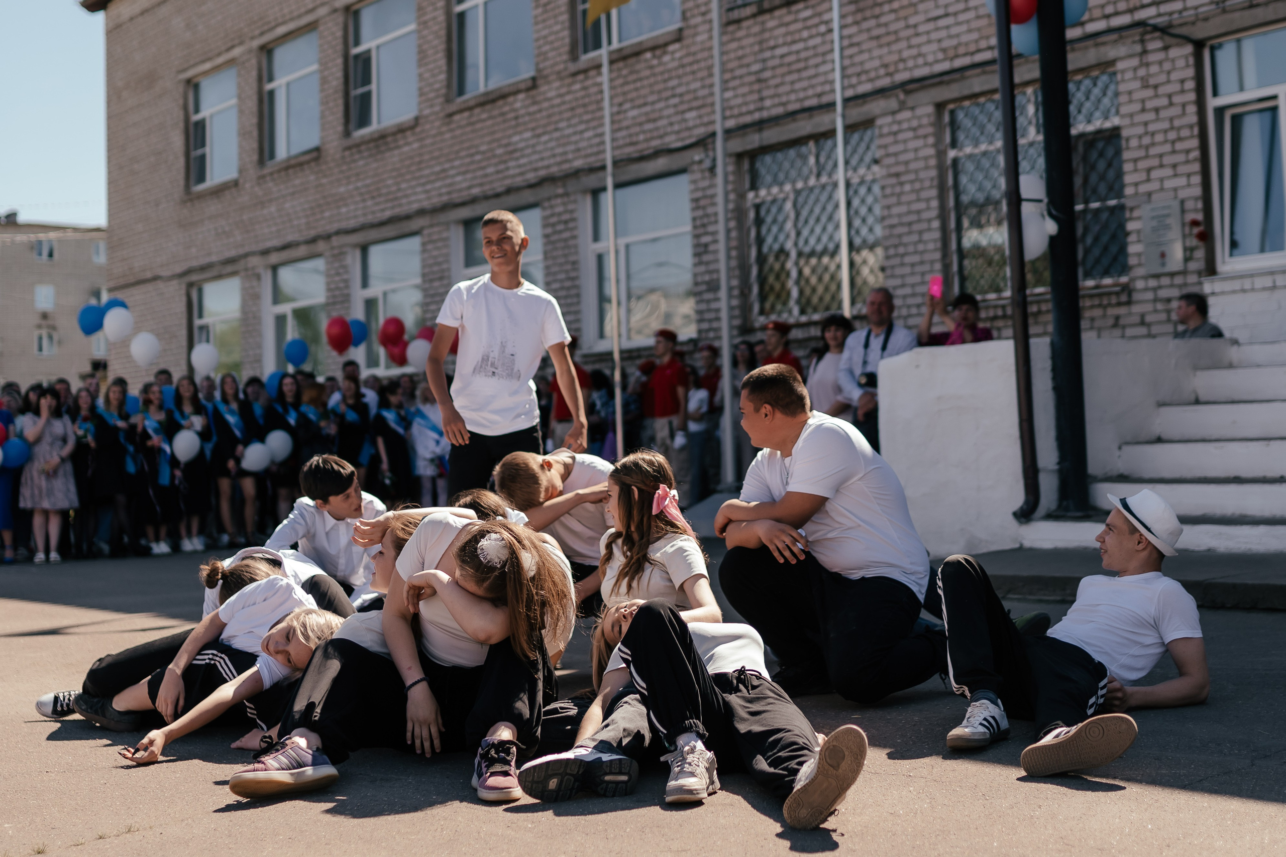 Последний звонок 11 класс. Фотограф Торопец Кристина Абрамова Kanwellia photography