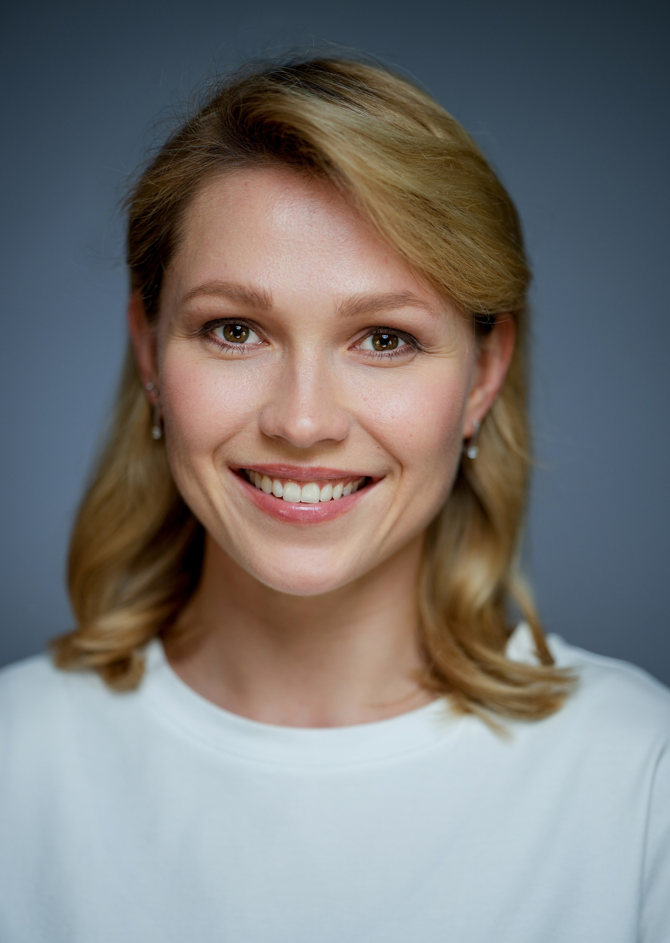 Актриса Елена Алферова. Портретная съемка в Москве, студийный фотограф Игорь Фомин