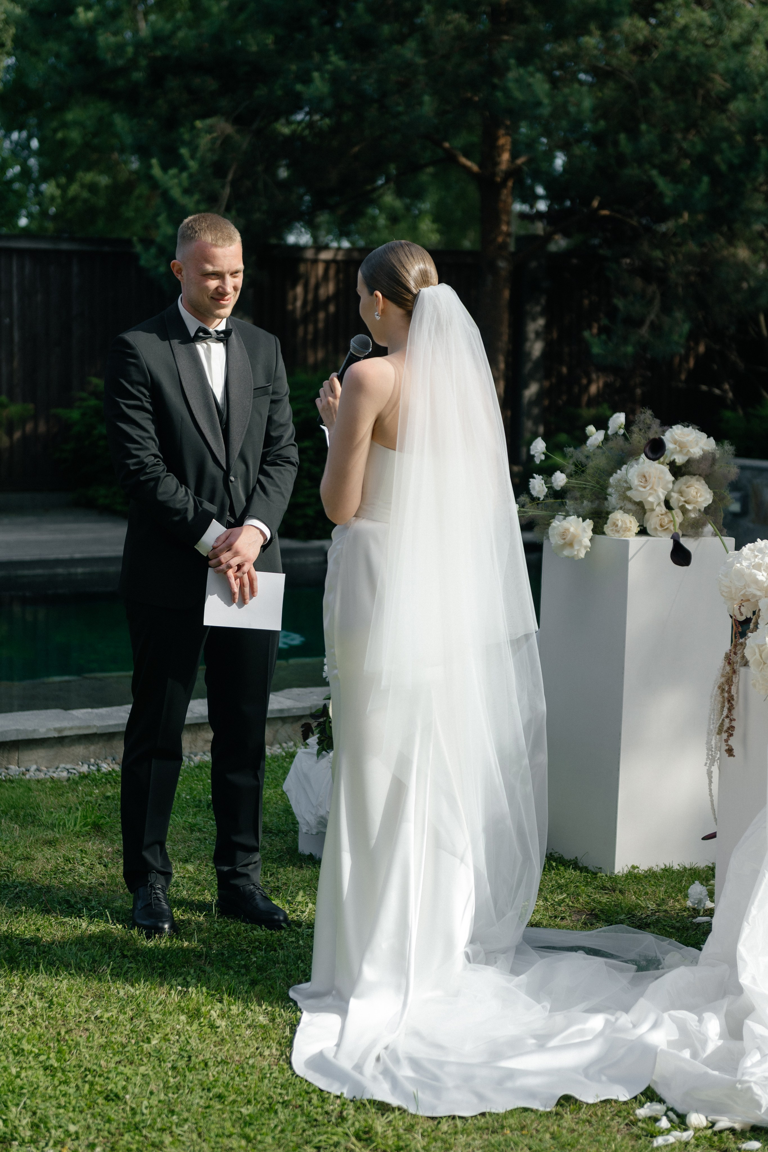 Wedding day in DELICE CHALET. Wedding PHOTOGRAPHER Andrew Vnukov