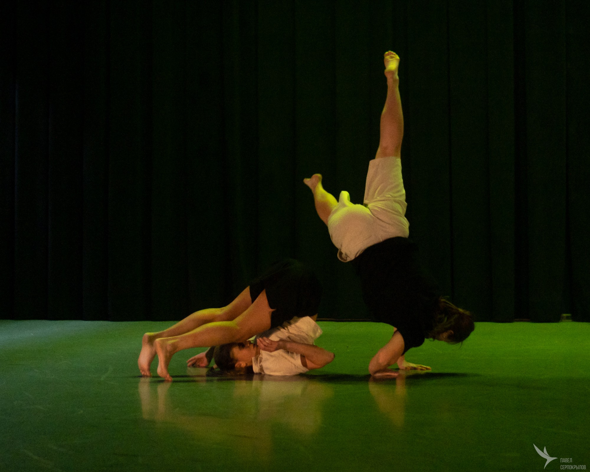 Марина Ижецкая и Катя Галанова, «Крапива»