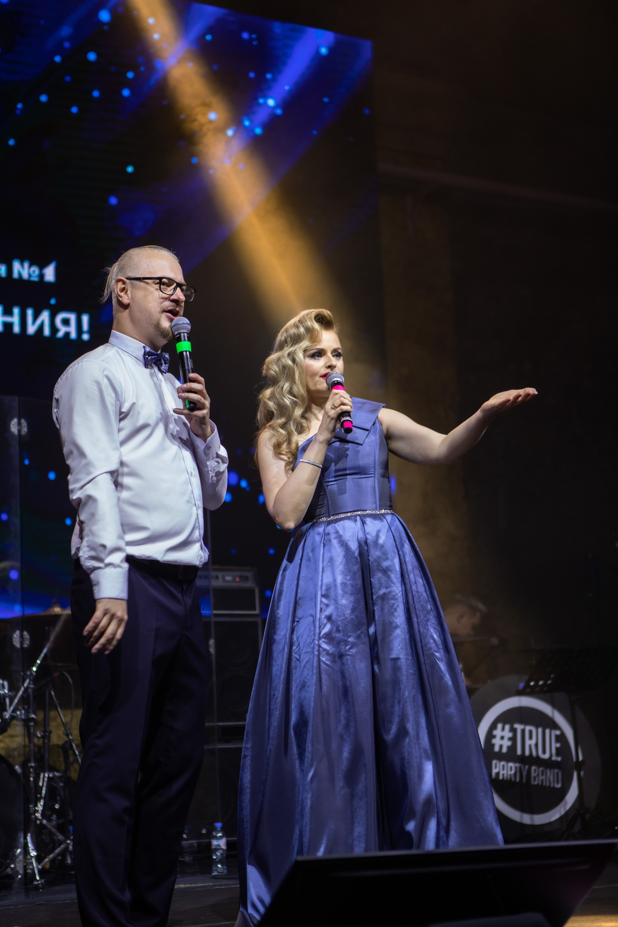 Строительная компания Л1- 32 года. Специальный гость — Григорий Лепс. Двойняшки-фотографы Анна и Анастасия в Санкт-Петербурге