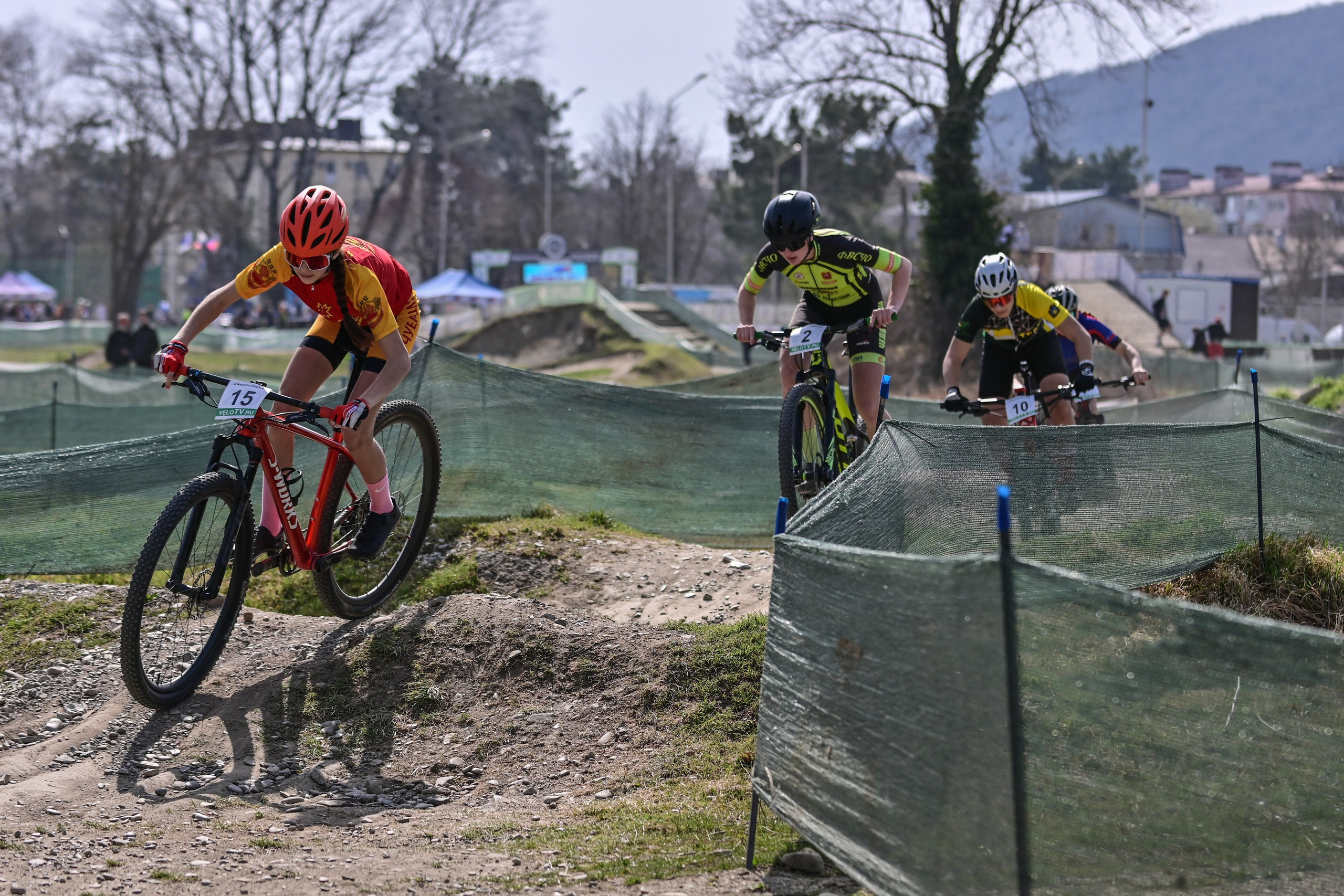 Маунтинбайк, кросс-кантри в Архипо-Осиповке 16 марта 2025. Спортивный фотограф, фотожурналист Павел Ларькин