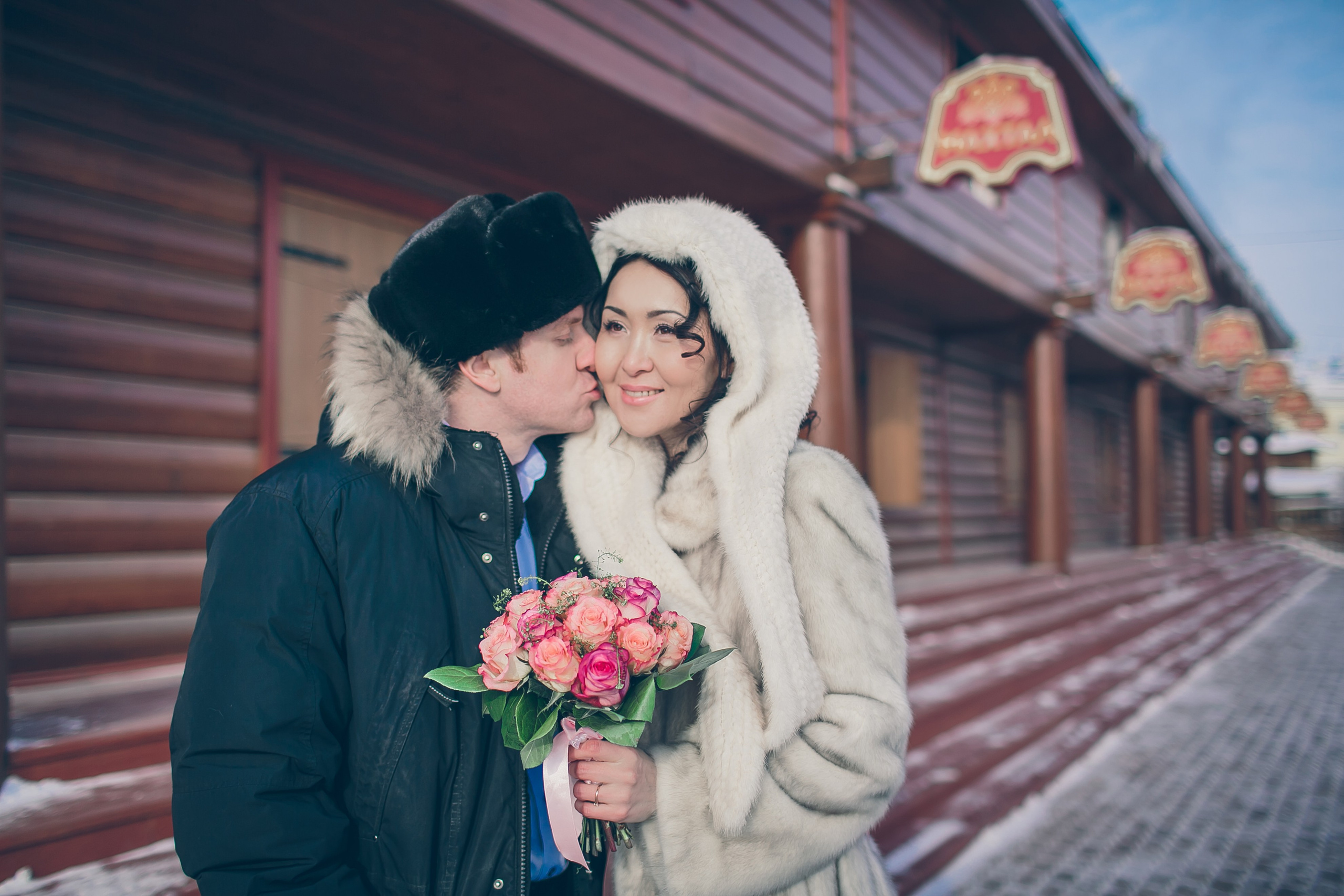 Зимнее свадебное фото. Фотограф Надежда Куин, Якутск