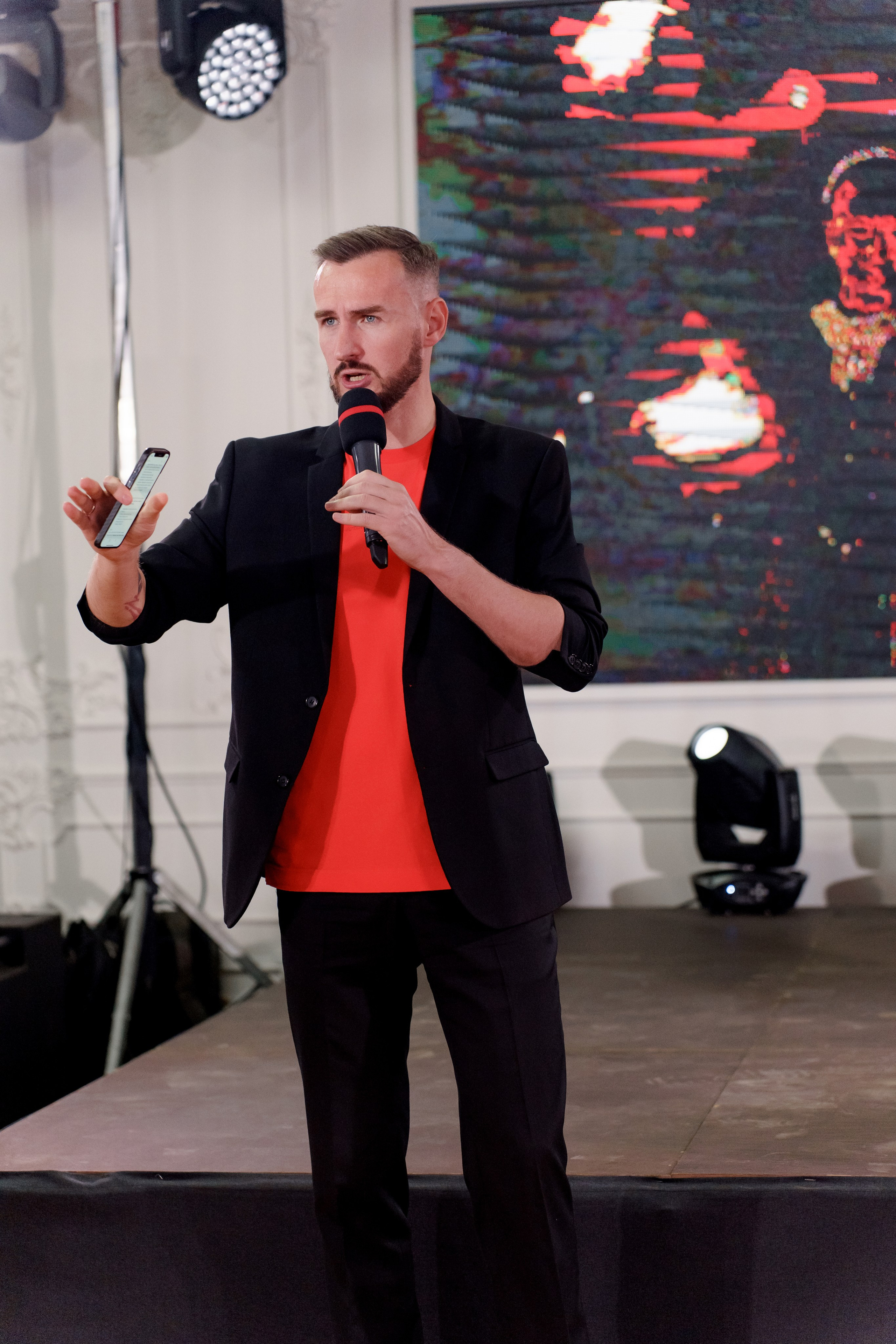 Выставка свадебных специалистов «Свадьба на 1000%». Свадебный фотограф в Санкт-Петербурге