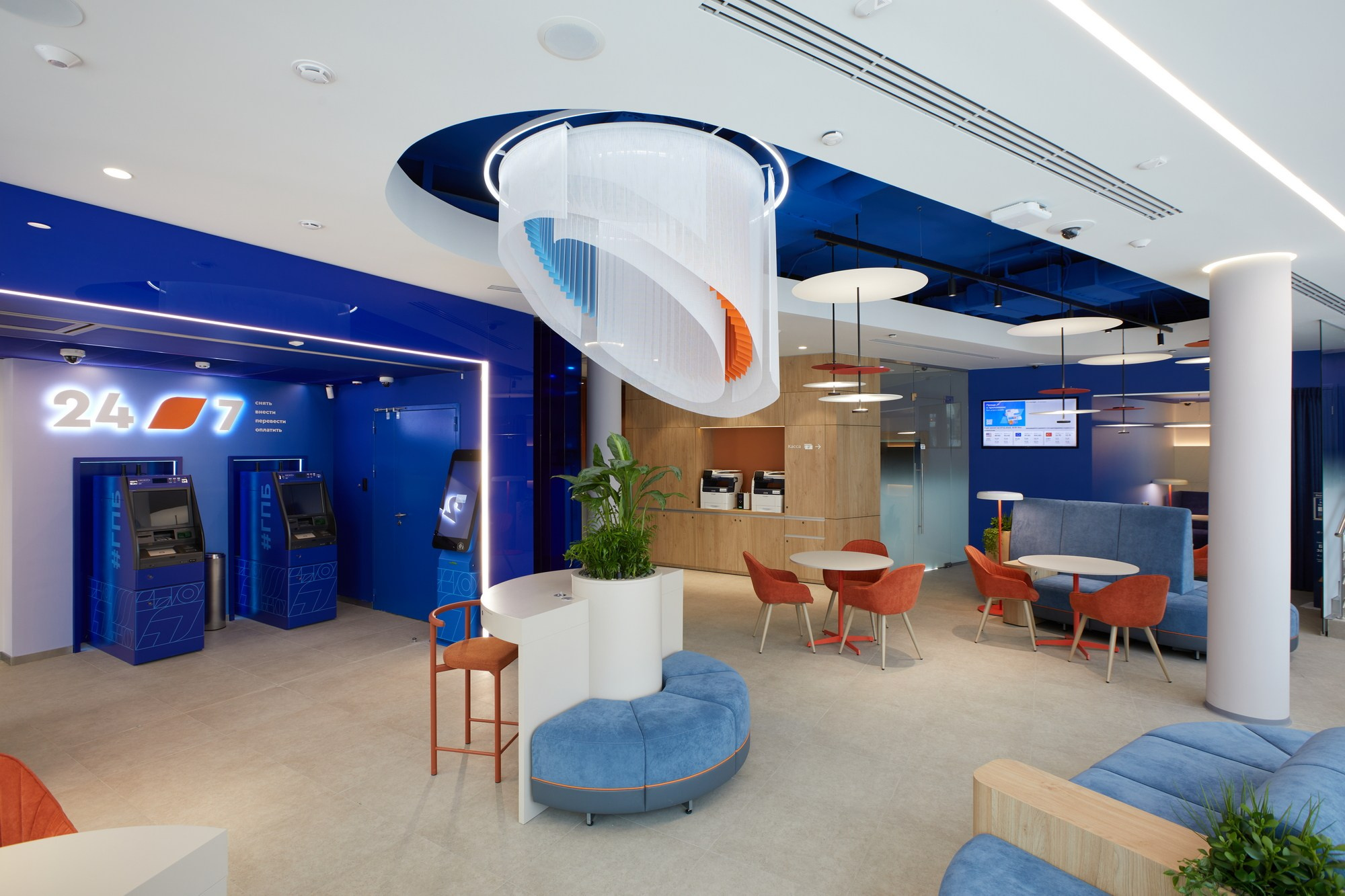 Офис «Газпромбанк». Профессиональная фотосъемка для бизнеса и личного бренда в Москве