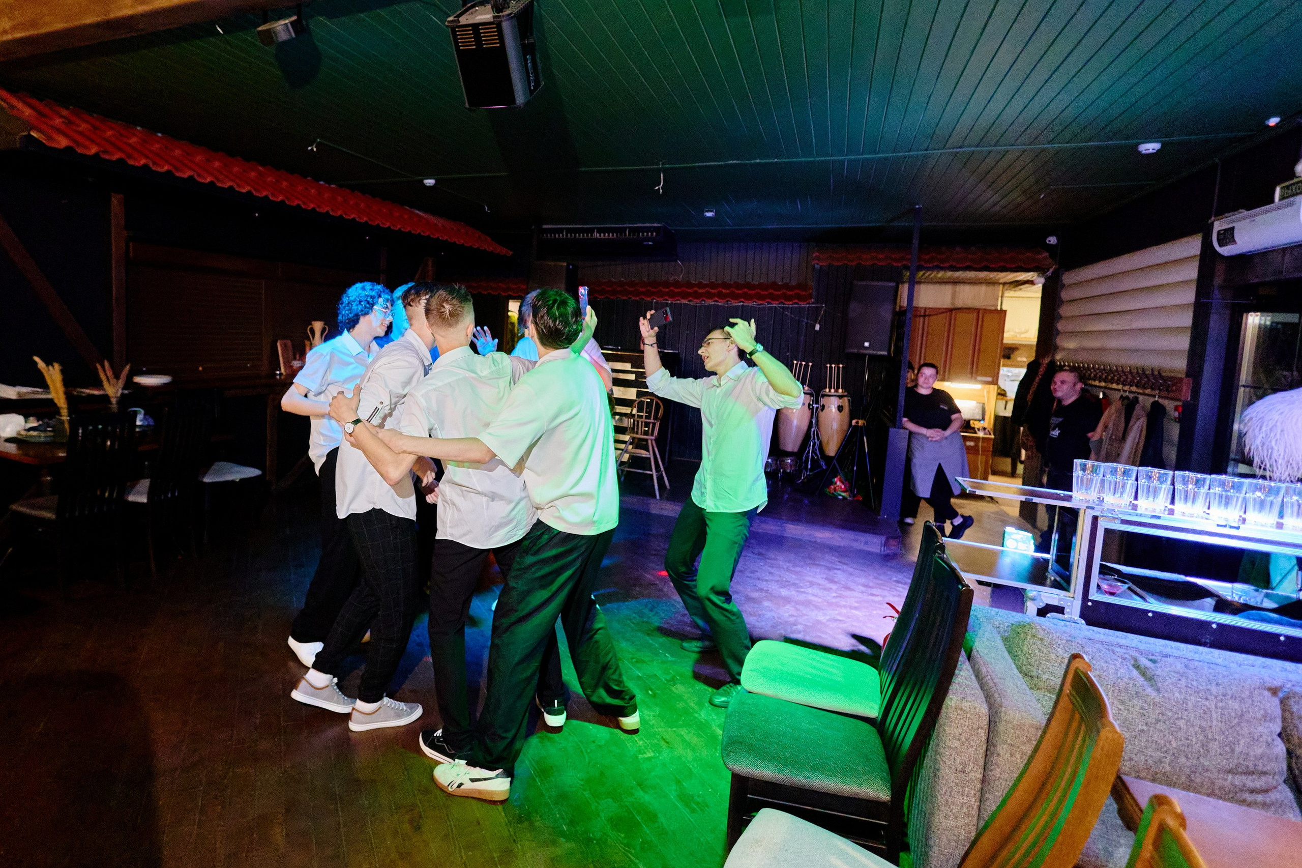 Выпускной 35 Сош. Фотограф Выпускные альбомы Таганрог Сергей Коробченко