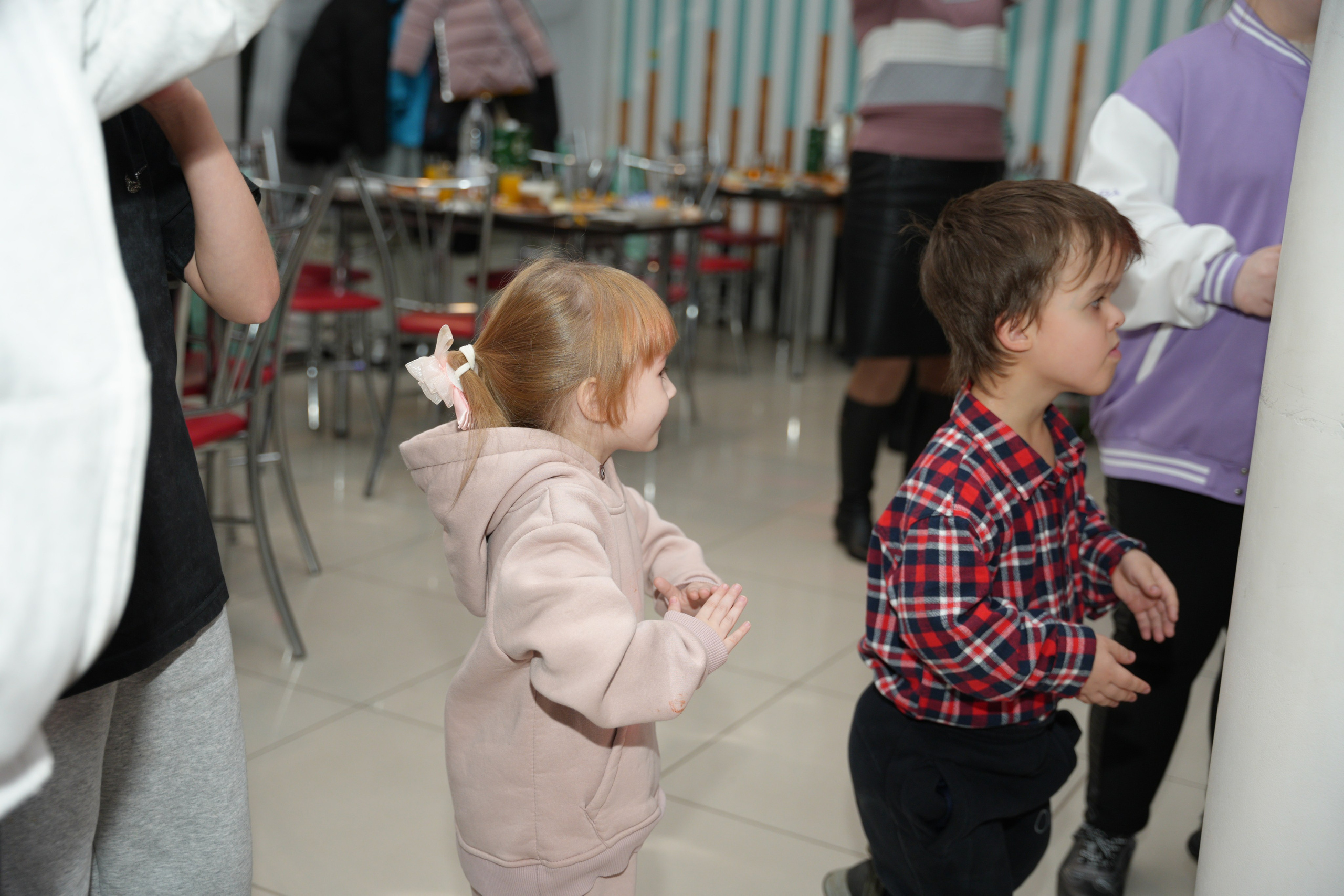 Социально —благотворительная акция «Ты в этом мире не один», посвященная Международному дню инвалидов. ВЫПУСКНЫЕ АЛЬБОМЫ, Школьный фотограф, семейный и свадебный в Саратове и области Ольга Плаксина