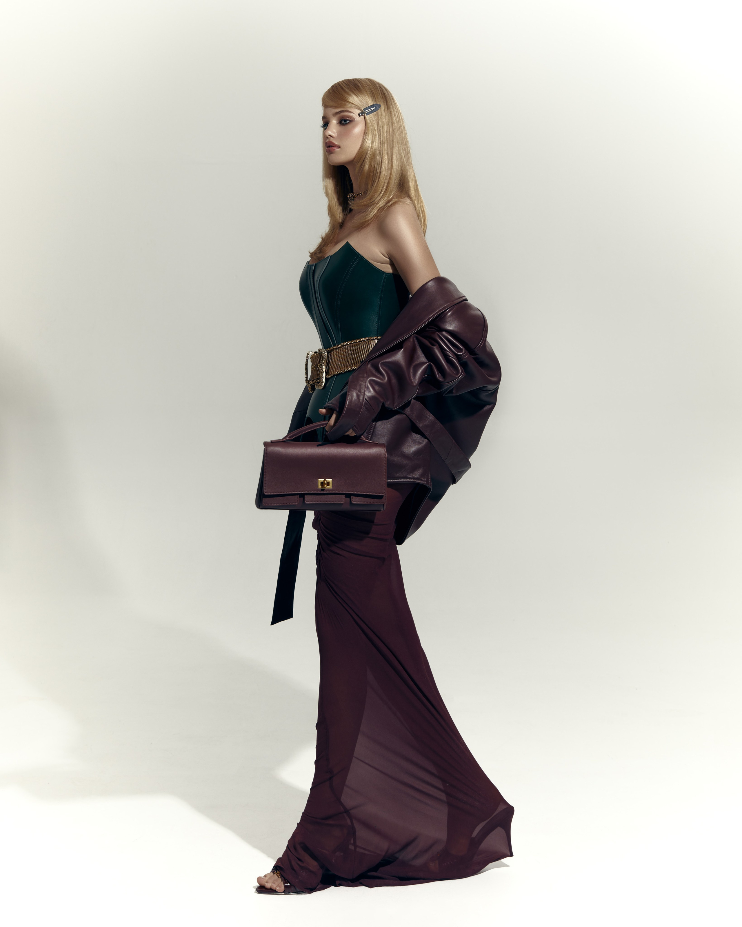 Каталог. Фотограф для брендов одежды и маркетплейсов в Москве