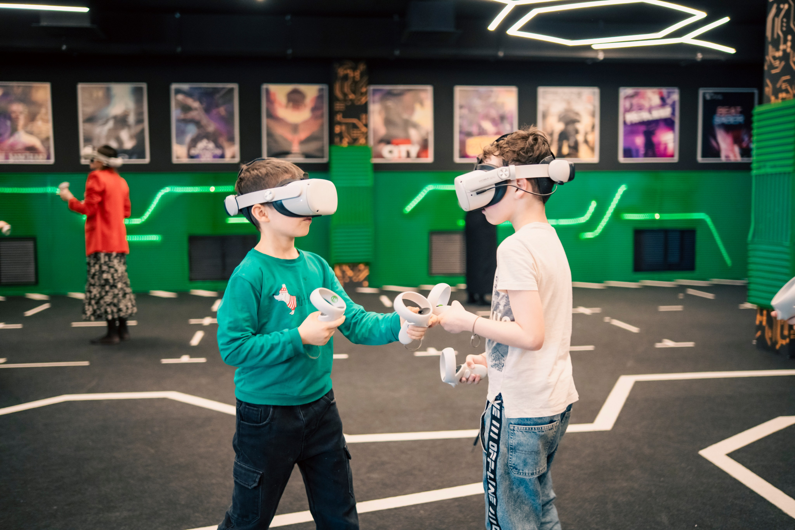 VR April-May. Felixtones