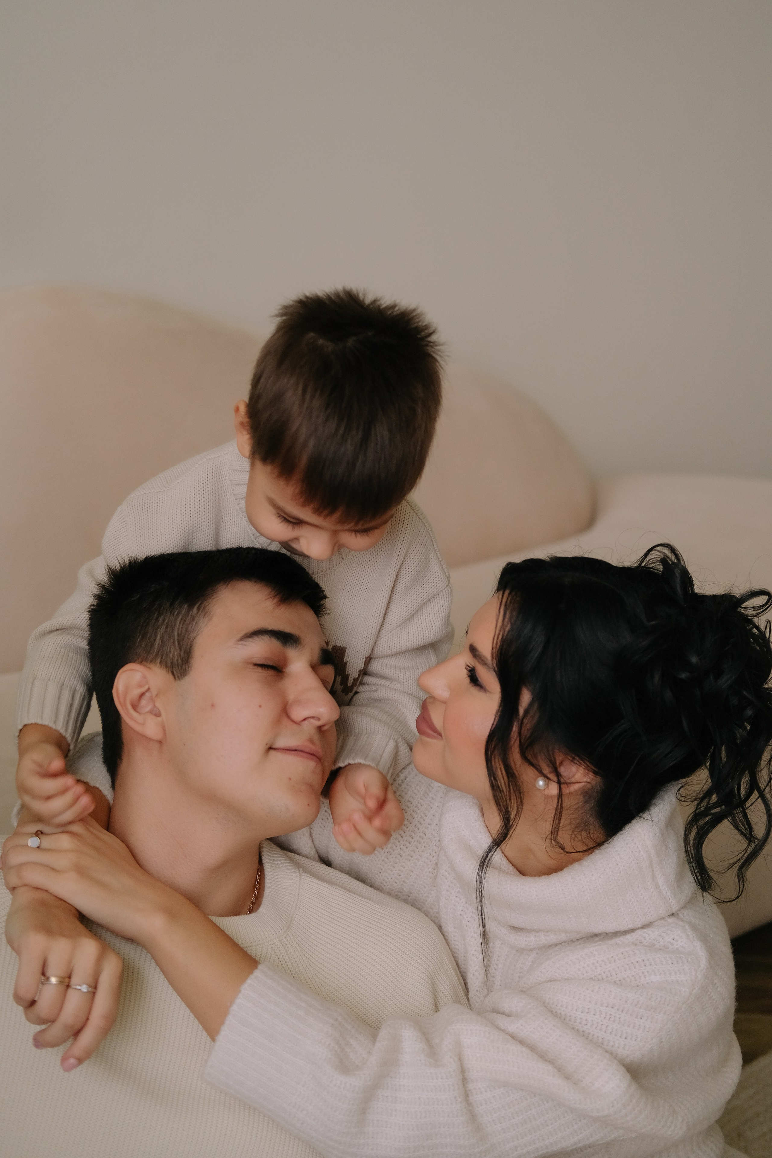 Семья Сенатос. Главная